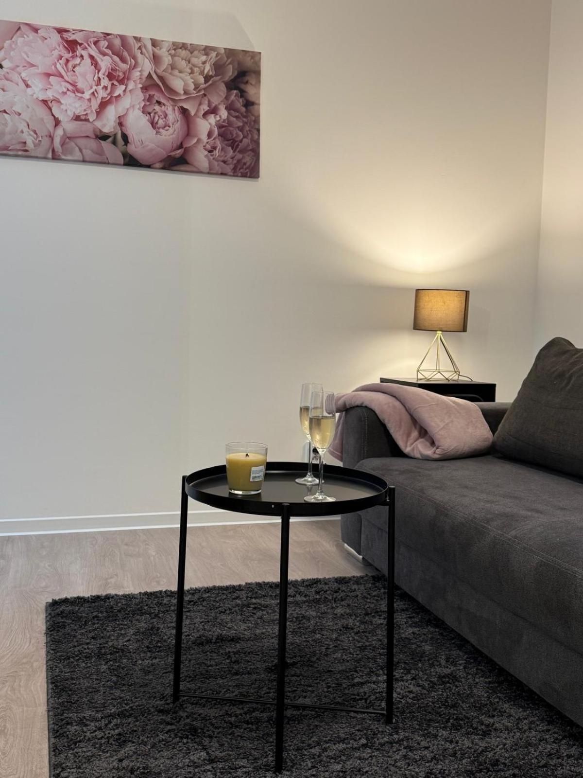 One-Bedroom Premium Apartment photo 3