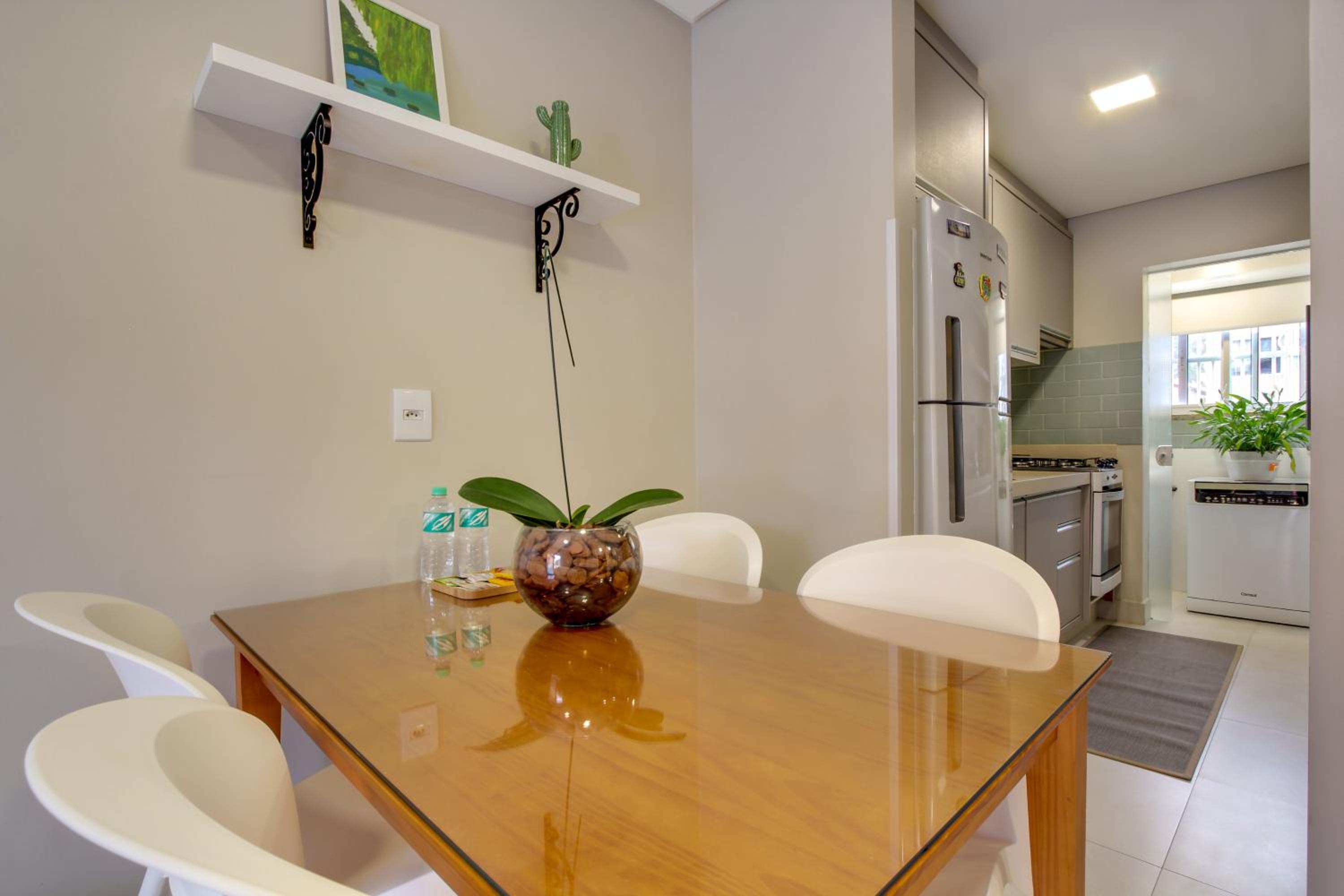 Apartment with Balcony photo 3
