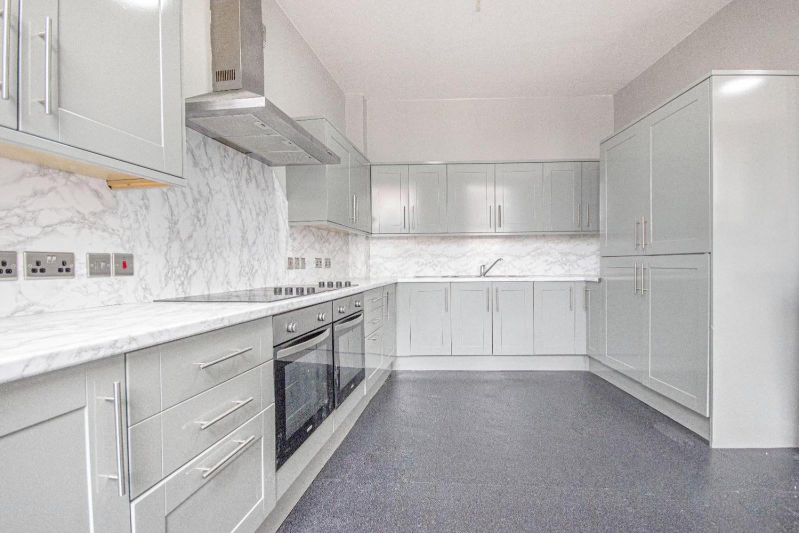 Maisonette photo 2