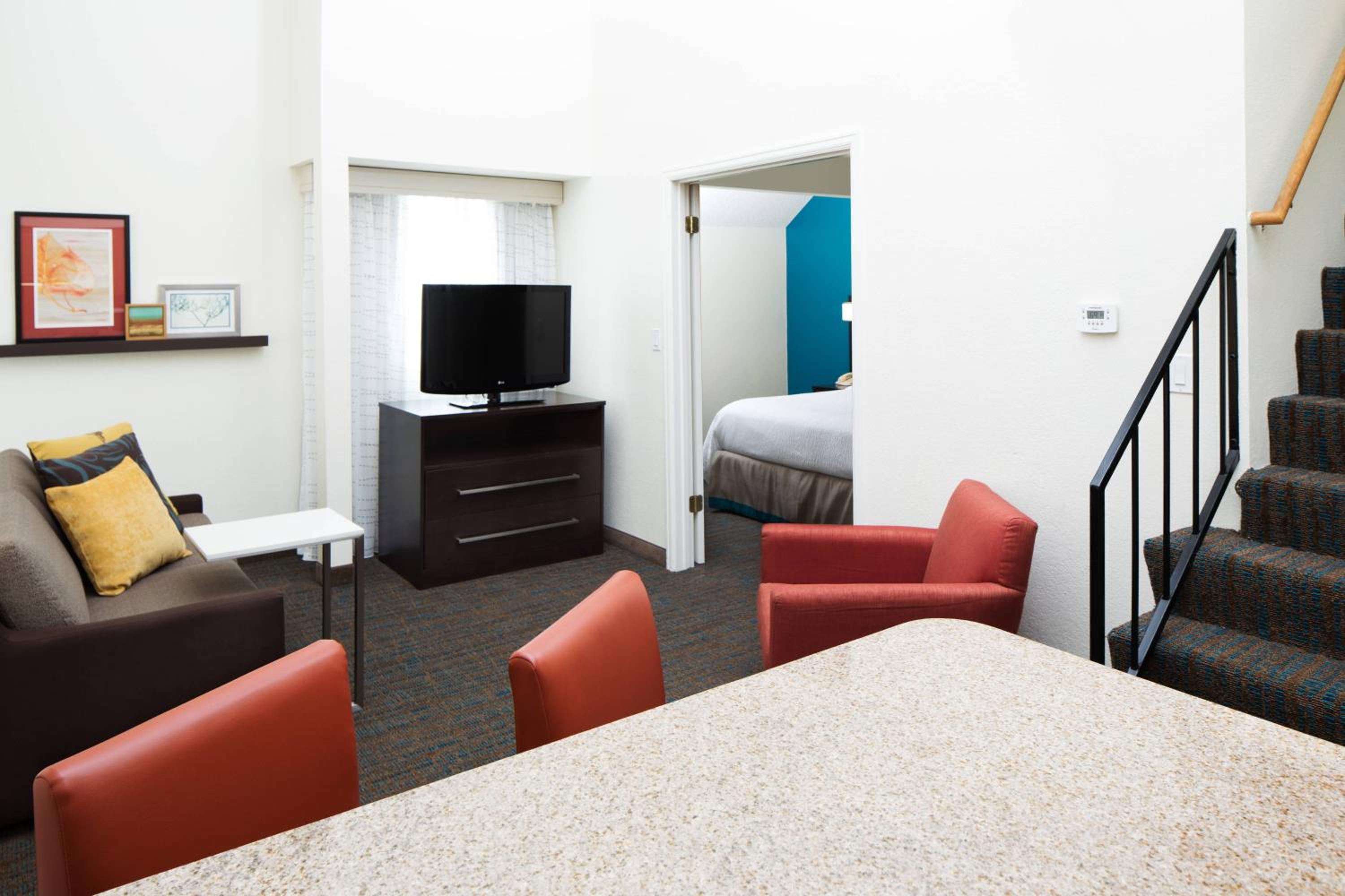 One-Bedroom Suite photo 1