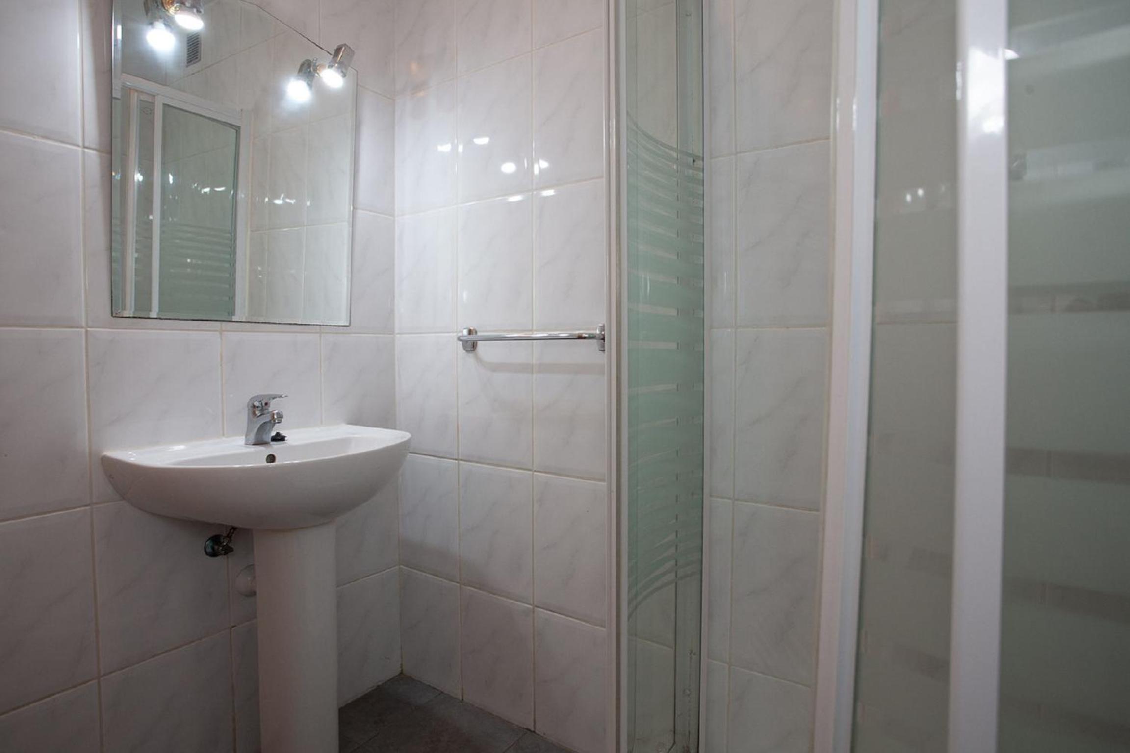 Apartment - Photo 14