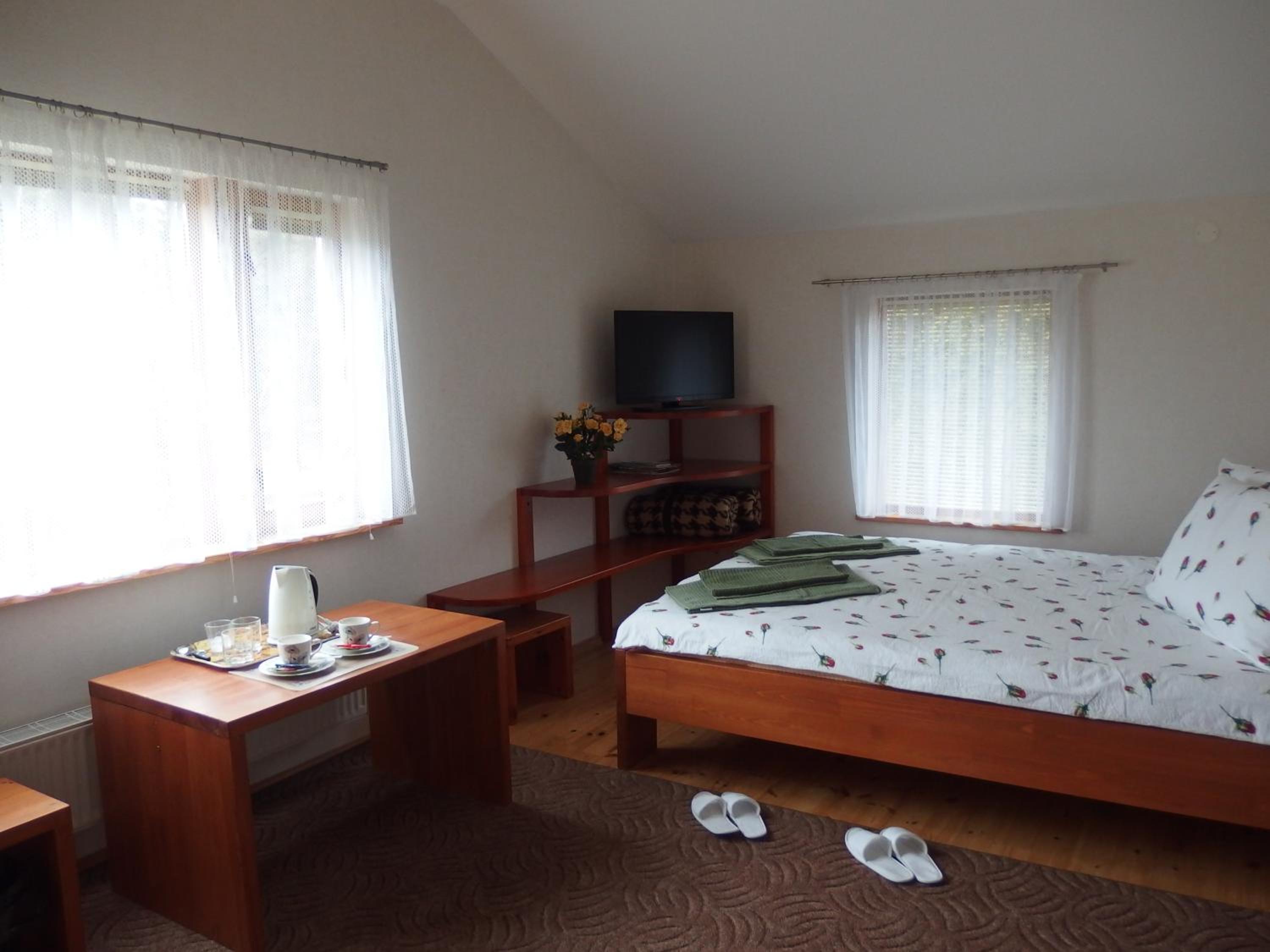 Double Room - Photo 4