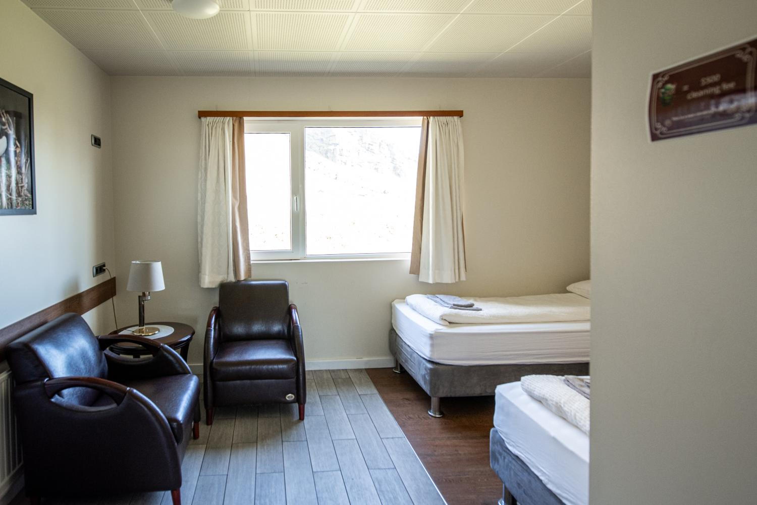 Standard Twin/Double Room photo 2