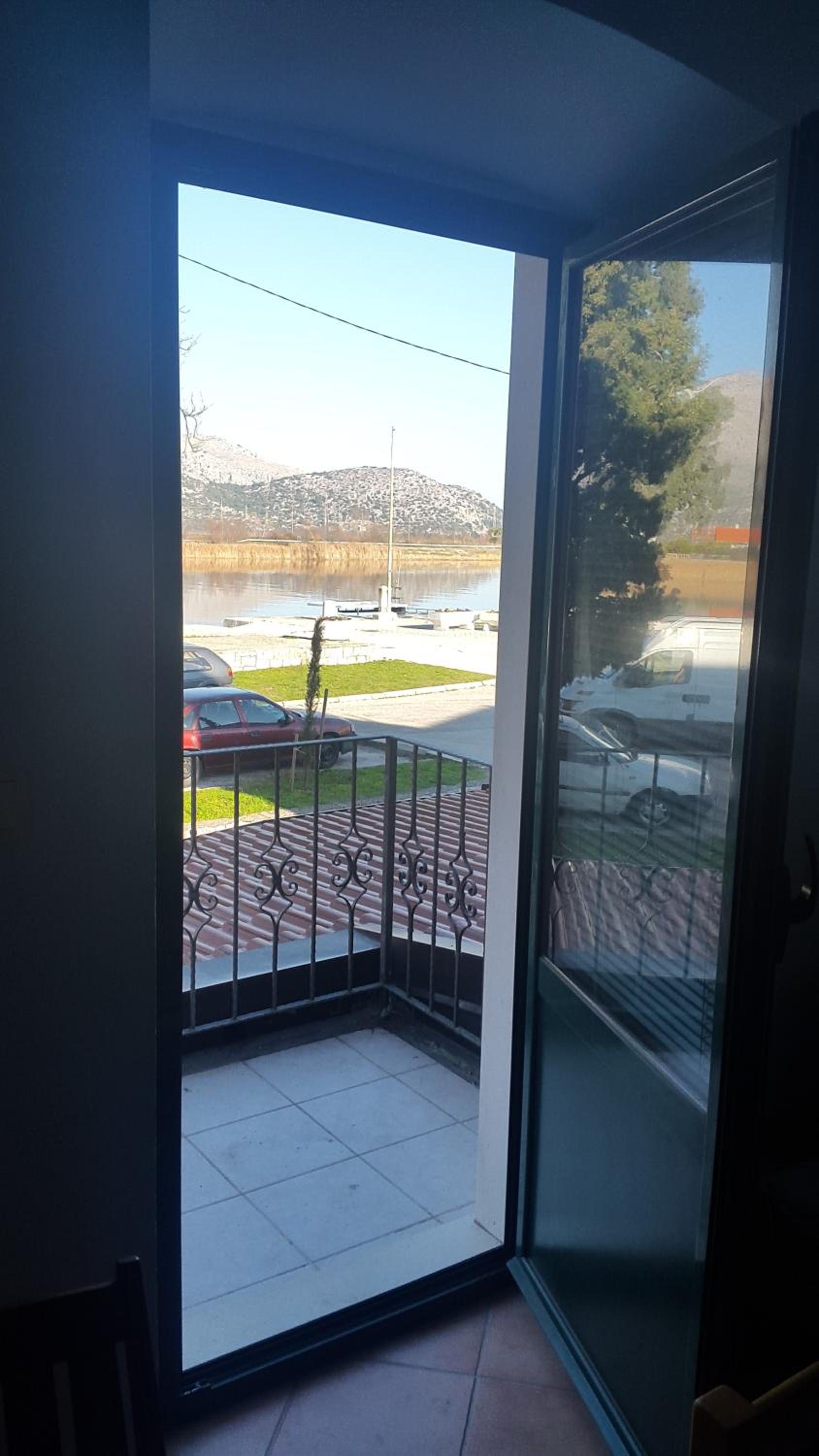 Triple Room with Balcony - Photo 4