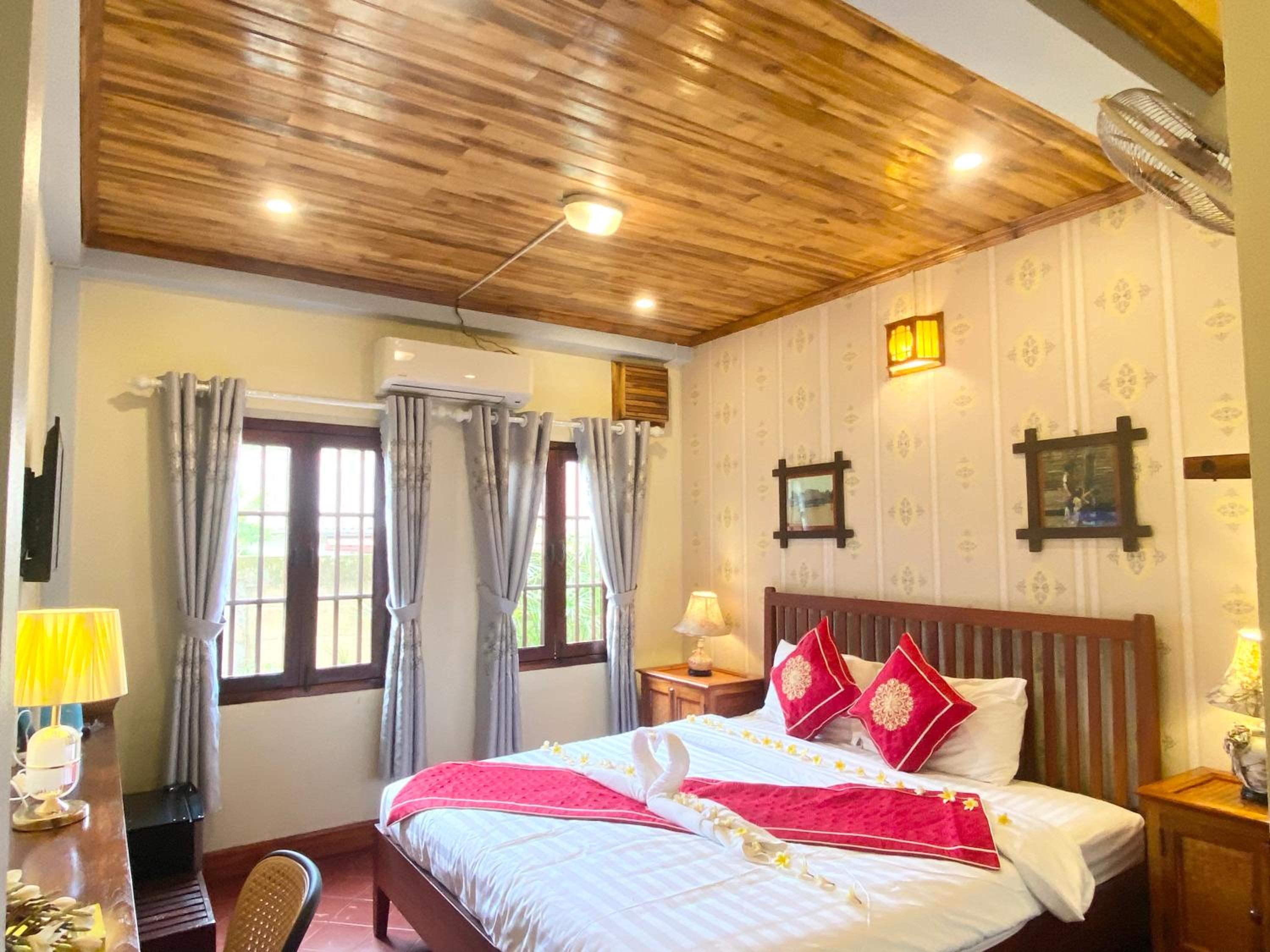 Double Room - Photo 15