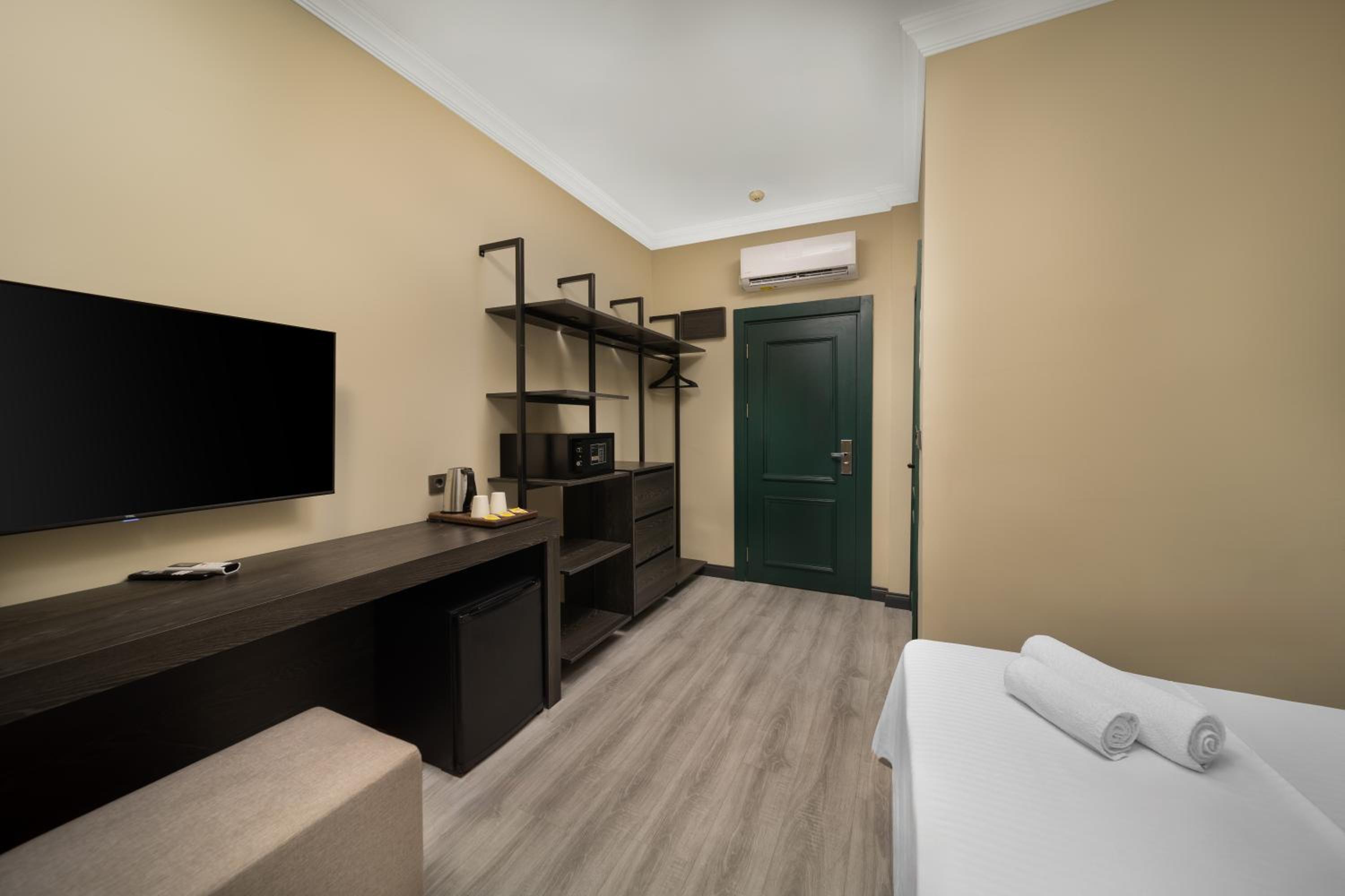 Double or Twin Room with Balcony