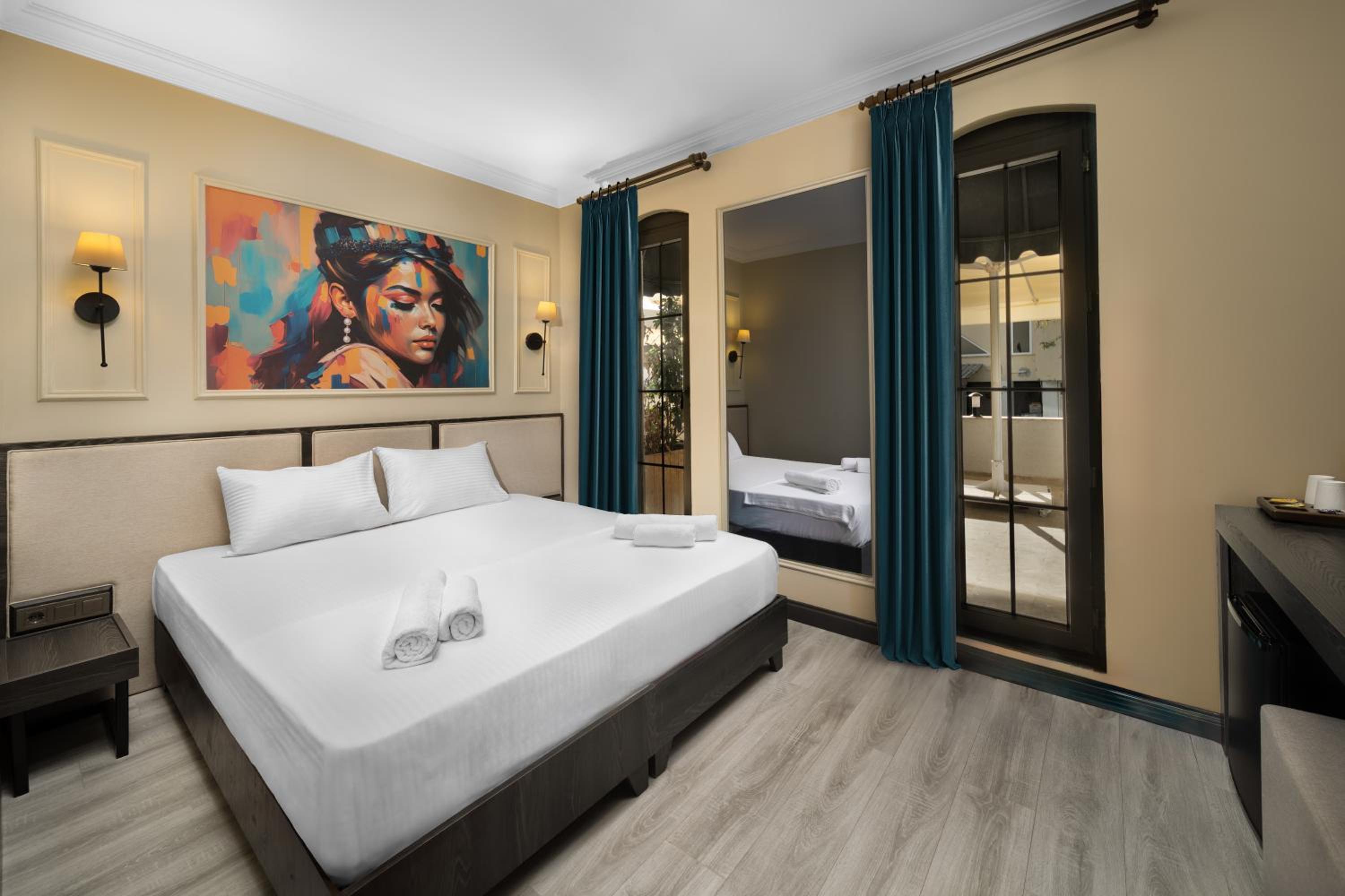Double or Twin Room with Terrace