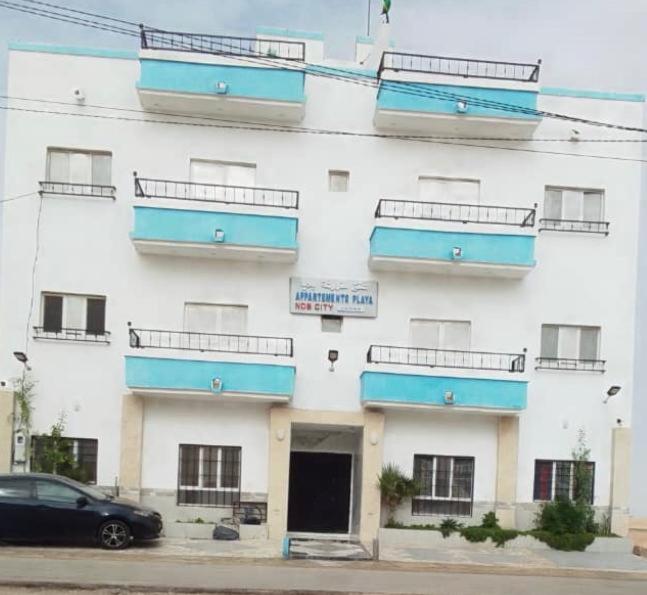 One-Bedroom Apartment with Balcony and Sea View photo 2