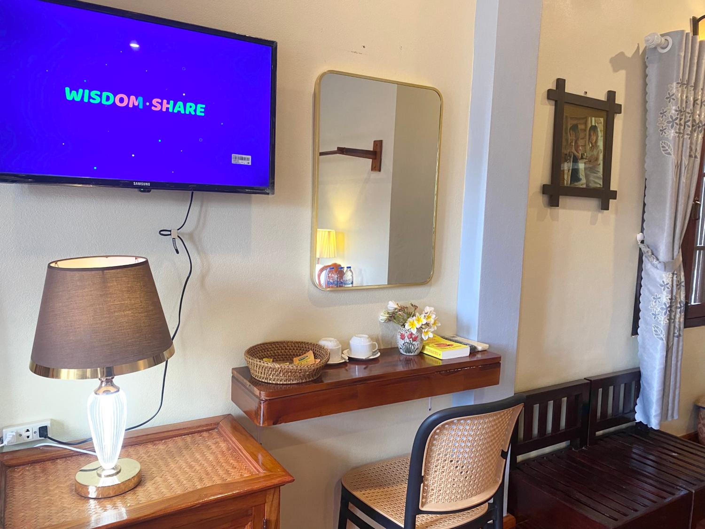 Double Room - Photo 7