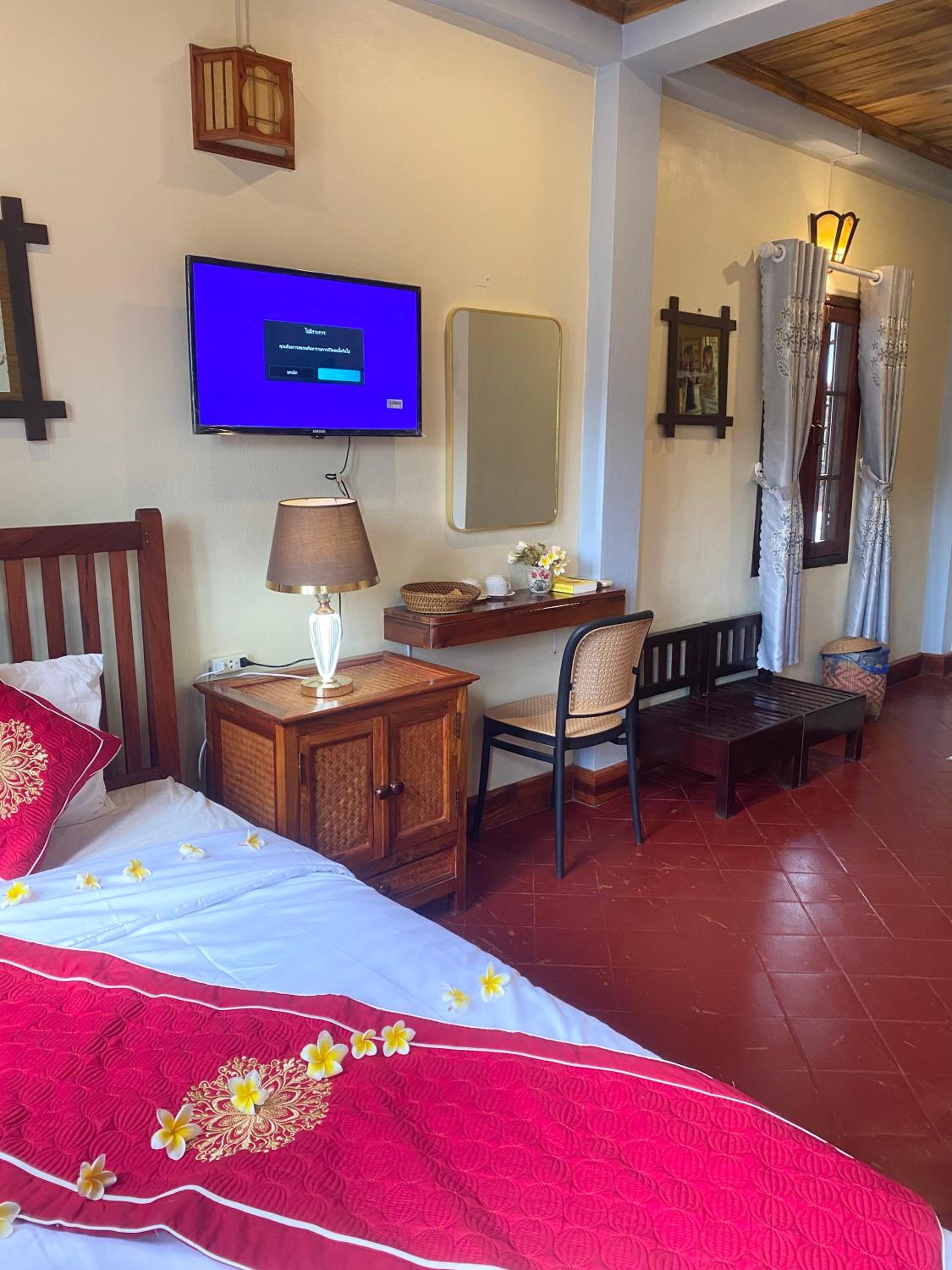 Double Room - Photo 6