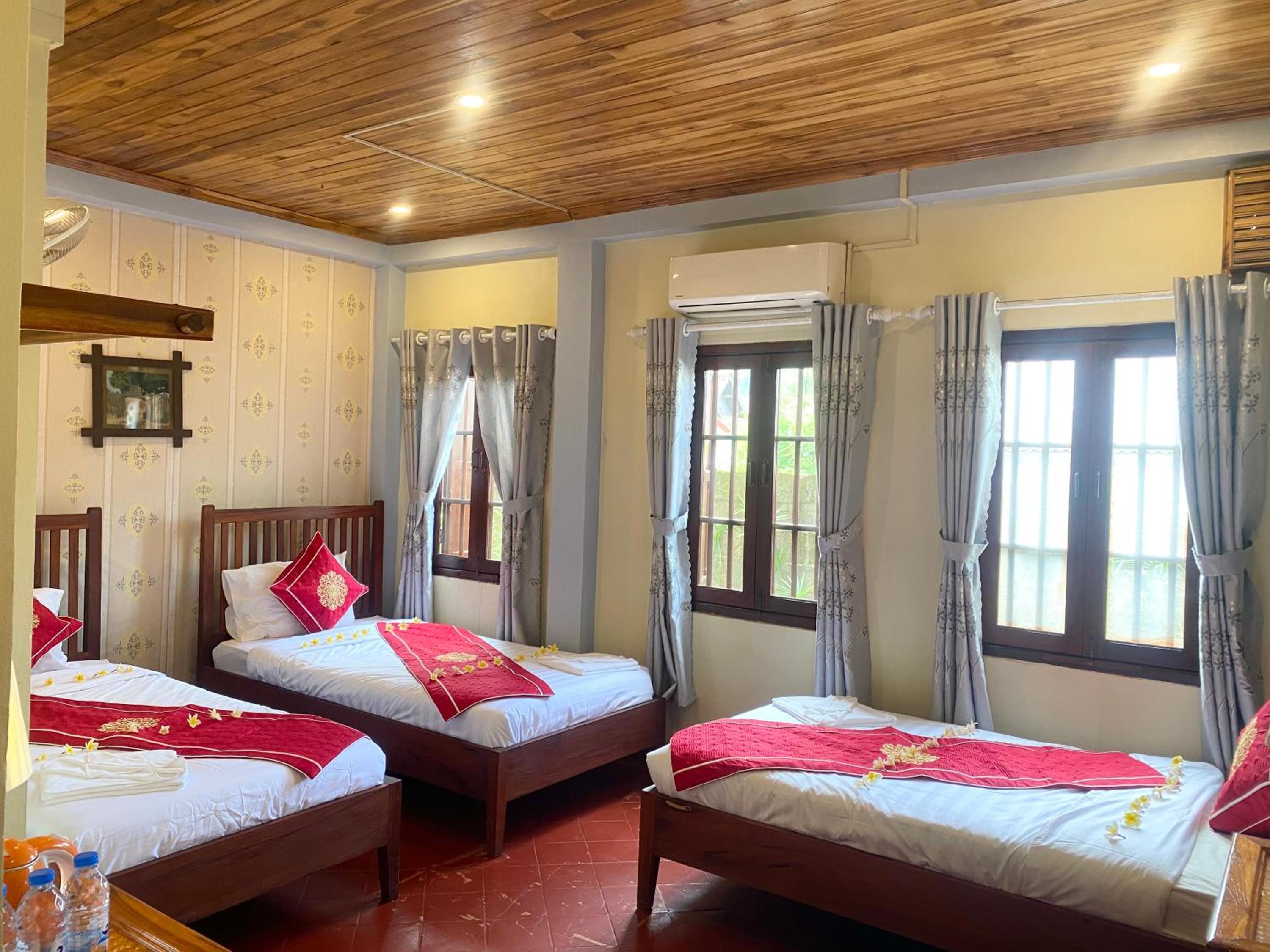 Triple Room - Photo 7