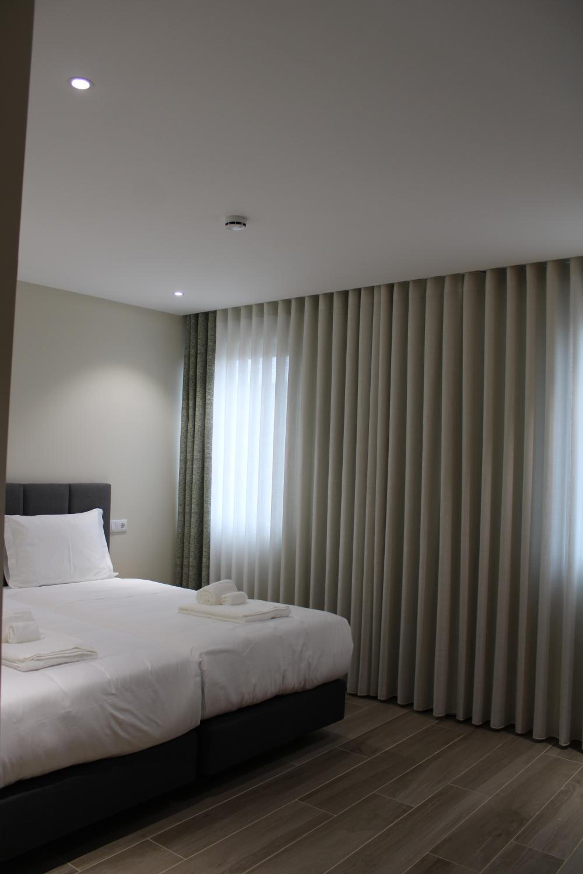 Superior Double or Twin Room - Photo 11