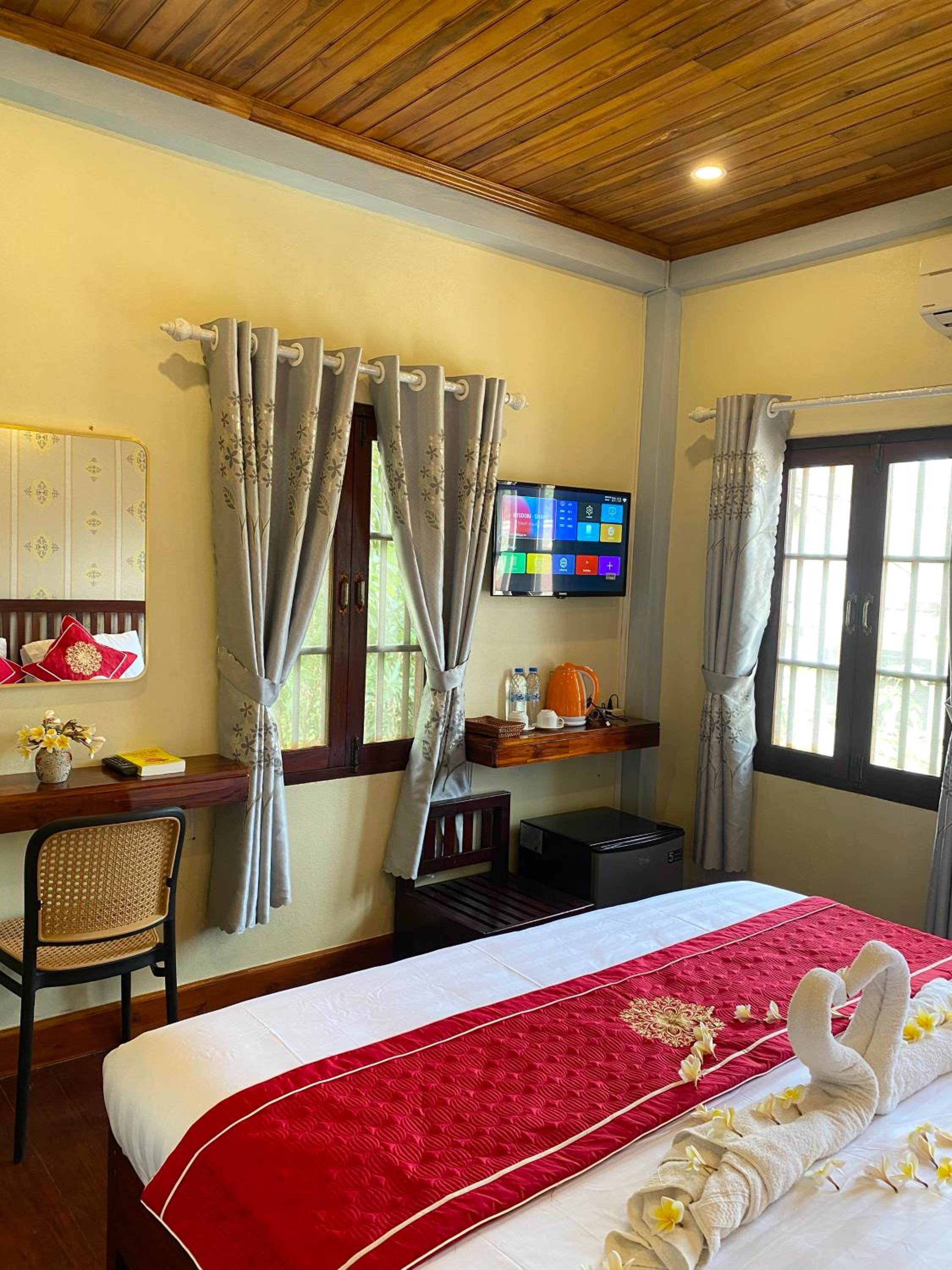 Deluxe Double Room - Photo 17
