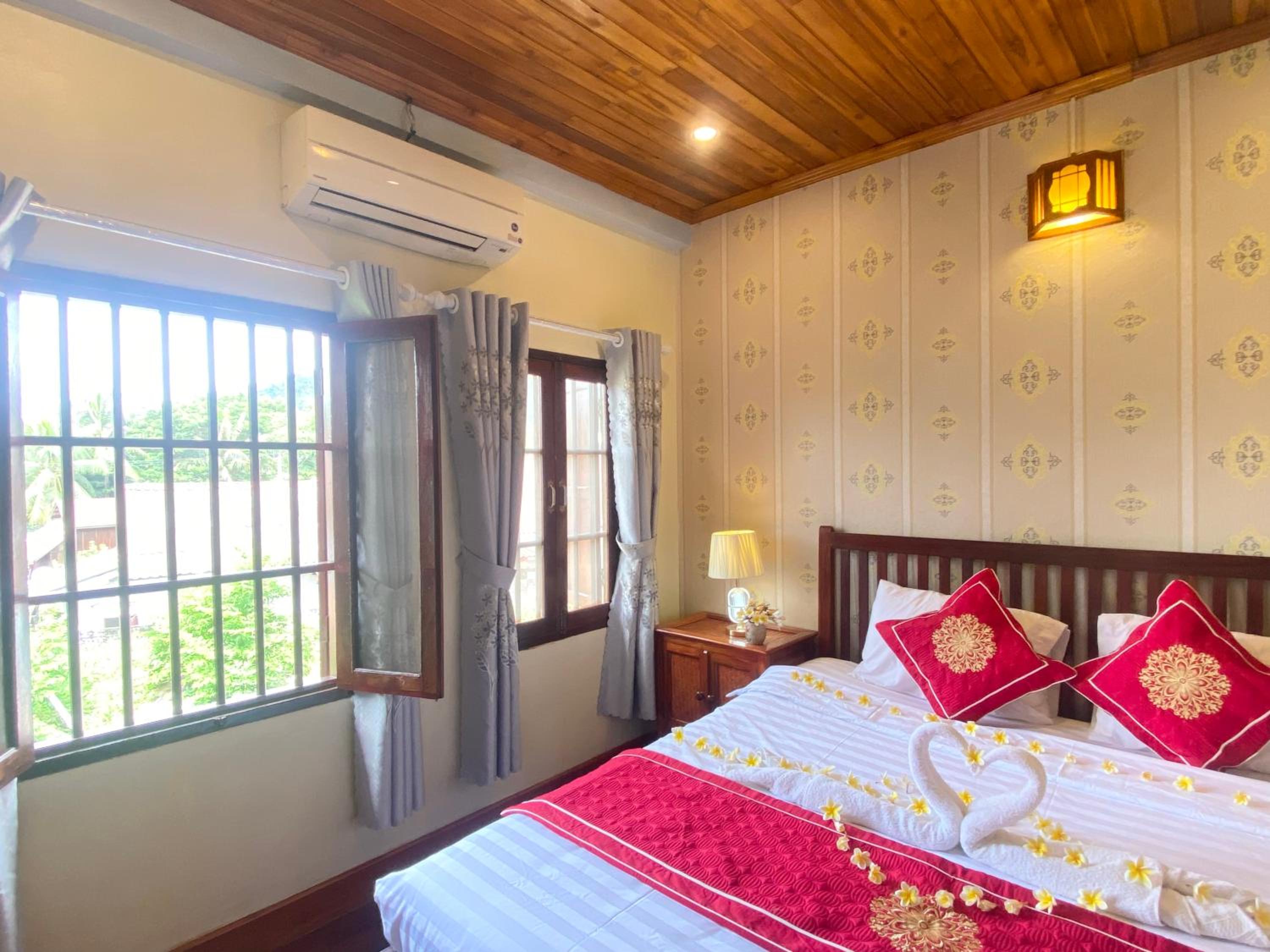 Deluxe Double Room - Photo 15