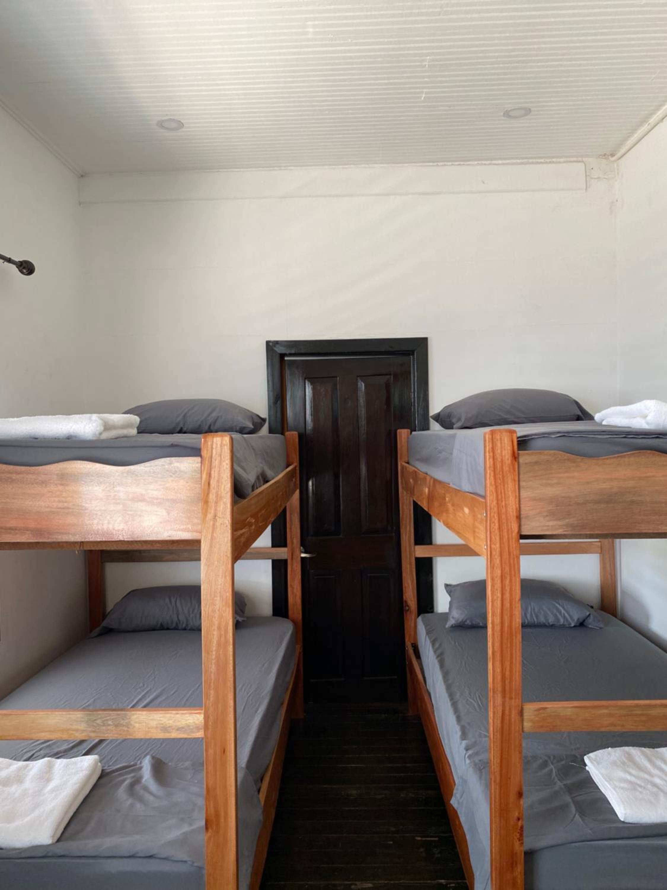 Bed In 4-Bed Mixed Dormitory Room photo 2