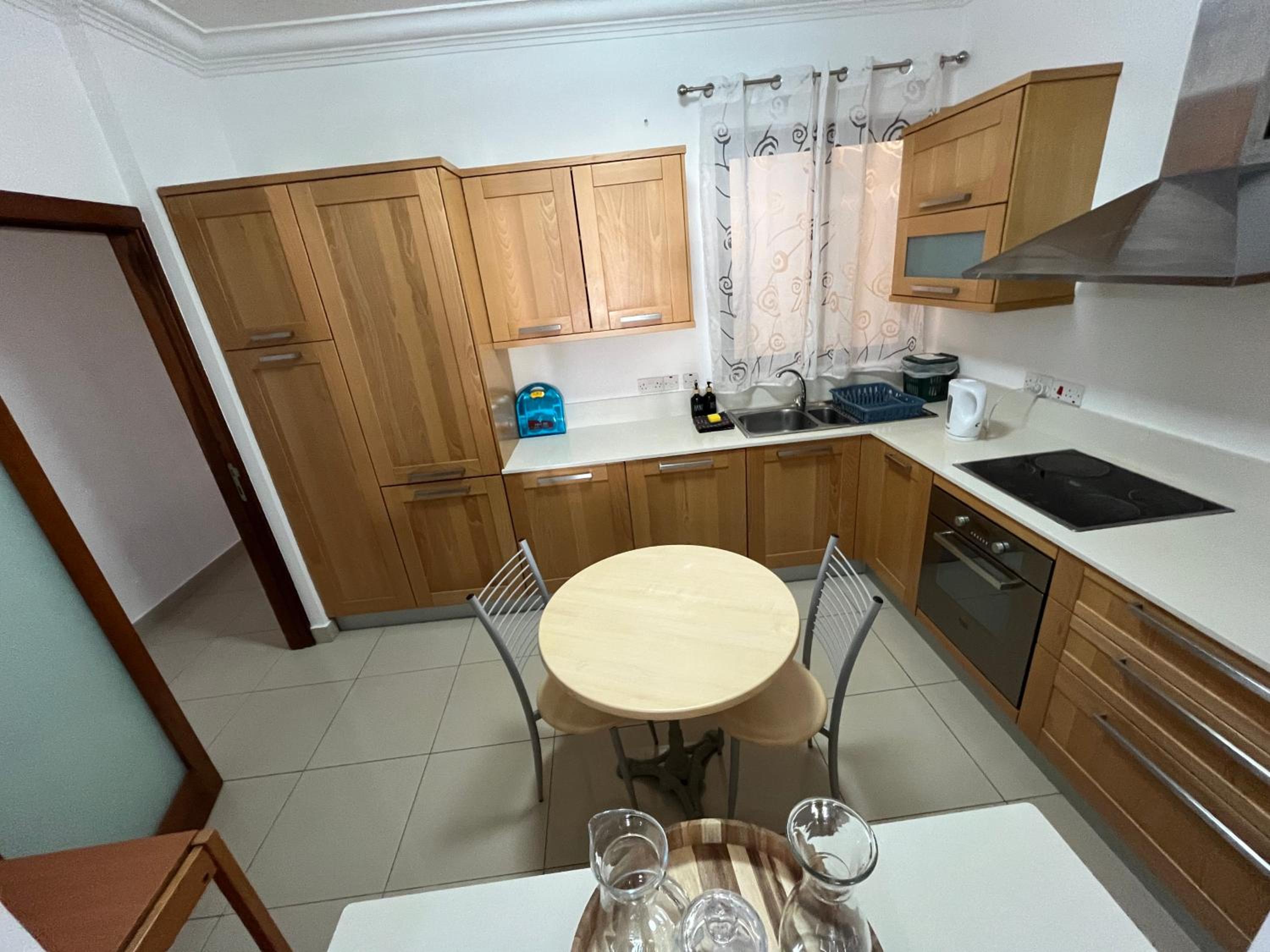 Two-Bedroom Apartment with Balcony and Sea View photo 2