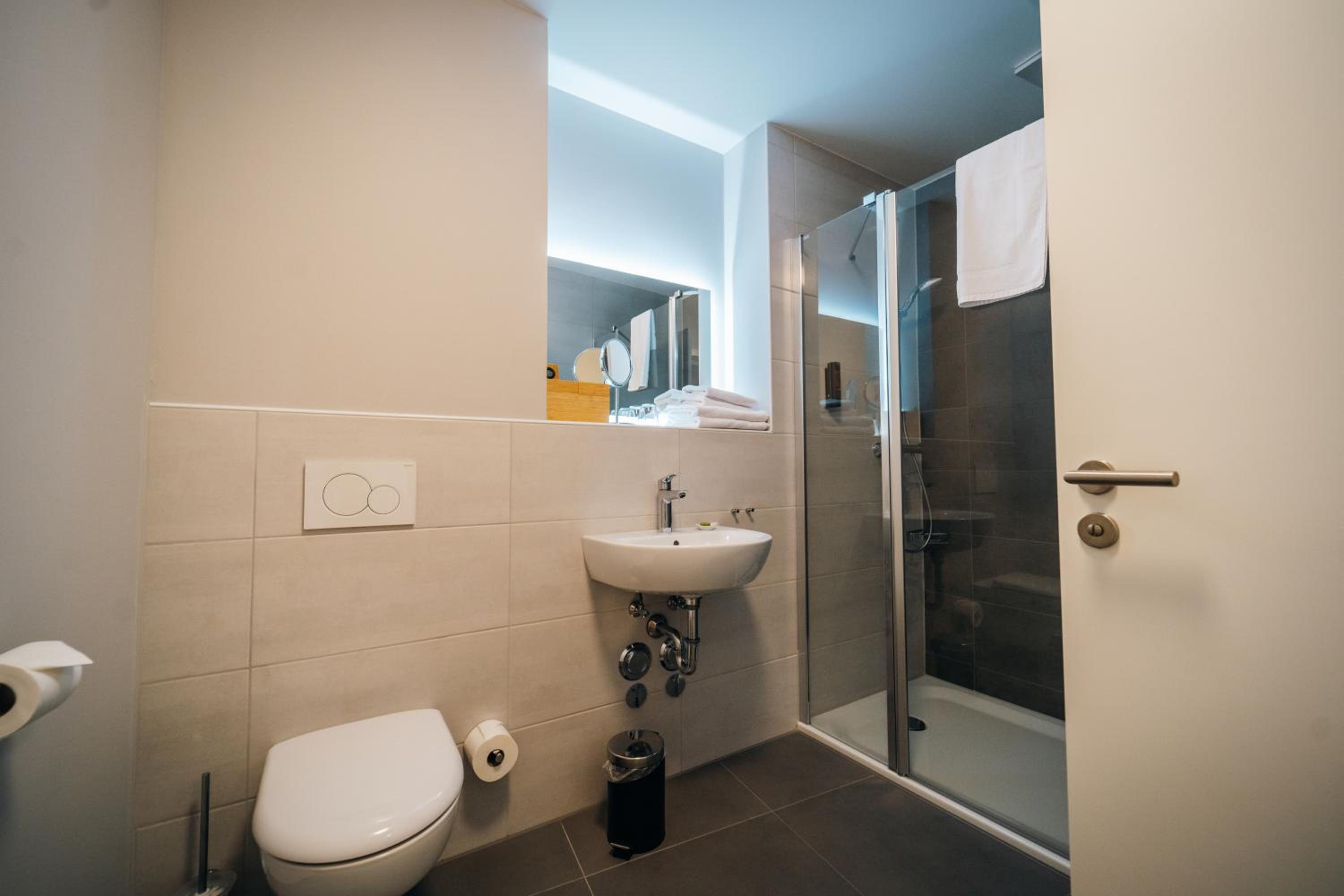 Single Room photo 3