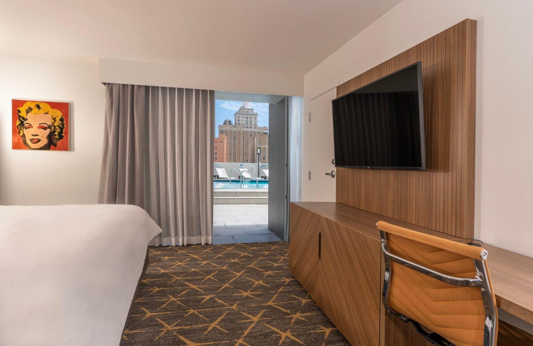 Premium Room with Two Queen Beds - City View and Pool Access, photo 6