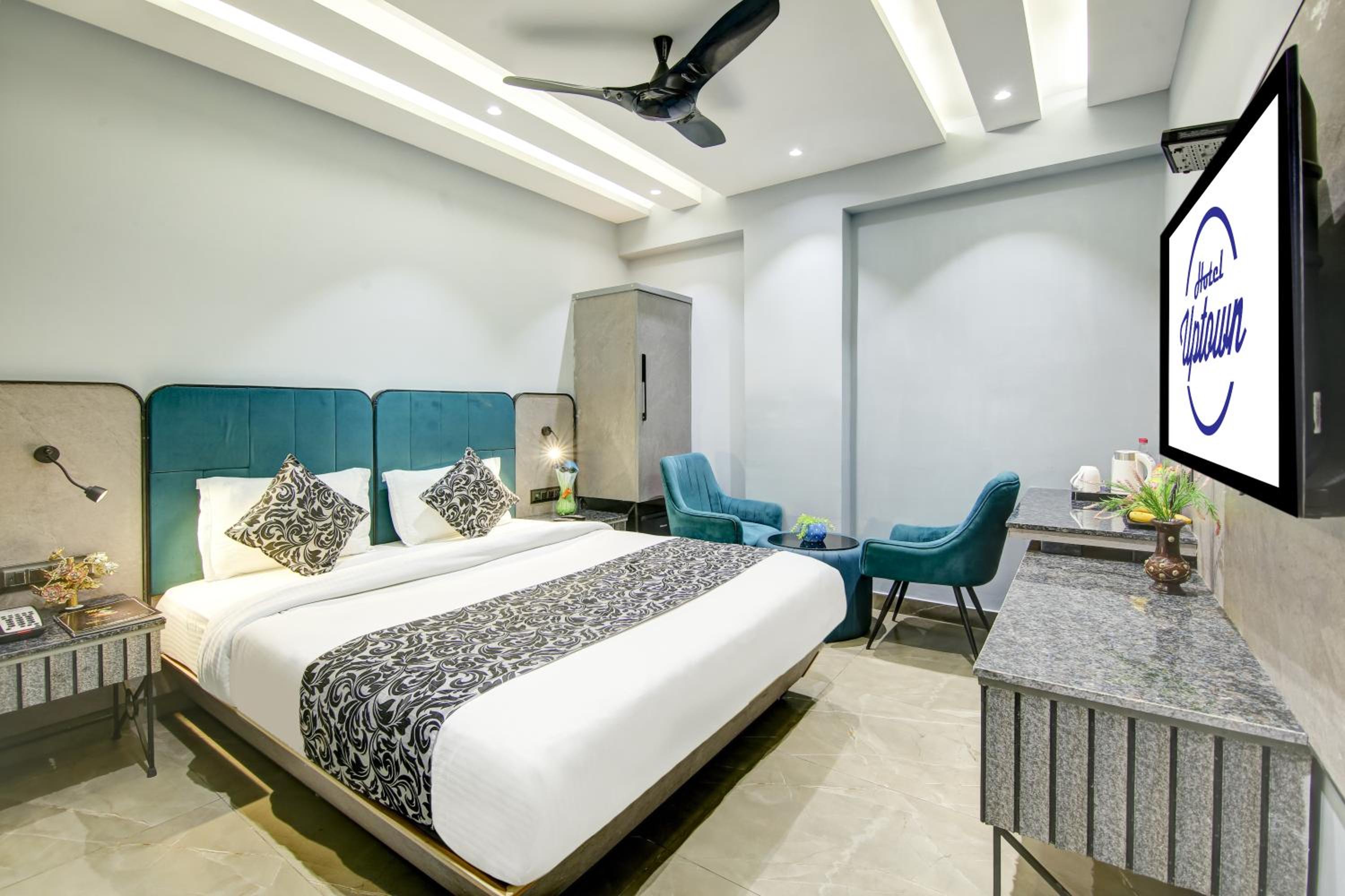 Deluxe Room (Non View) + Free Early Check-In (Subject to Availability)