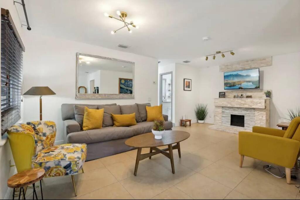 Three-Bedroom House photo 1