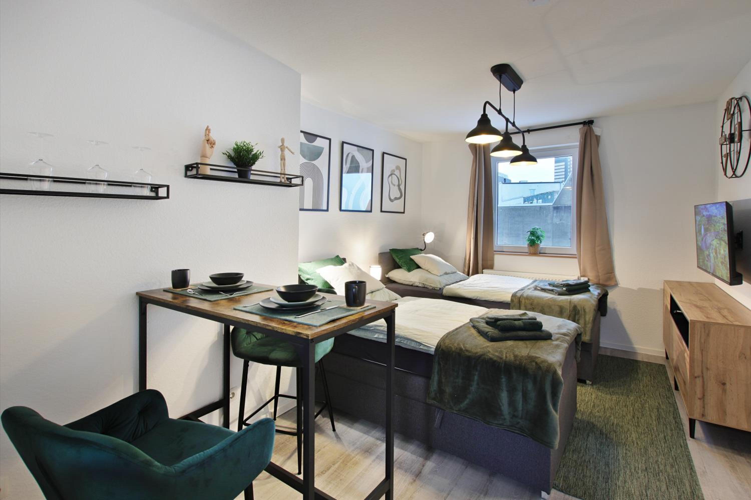 One-Bedroom Apartment photo 1