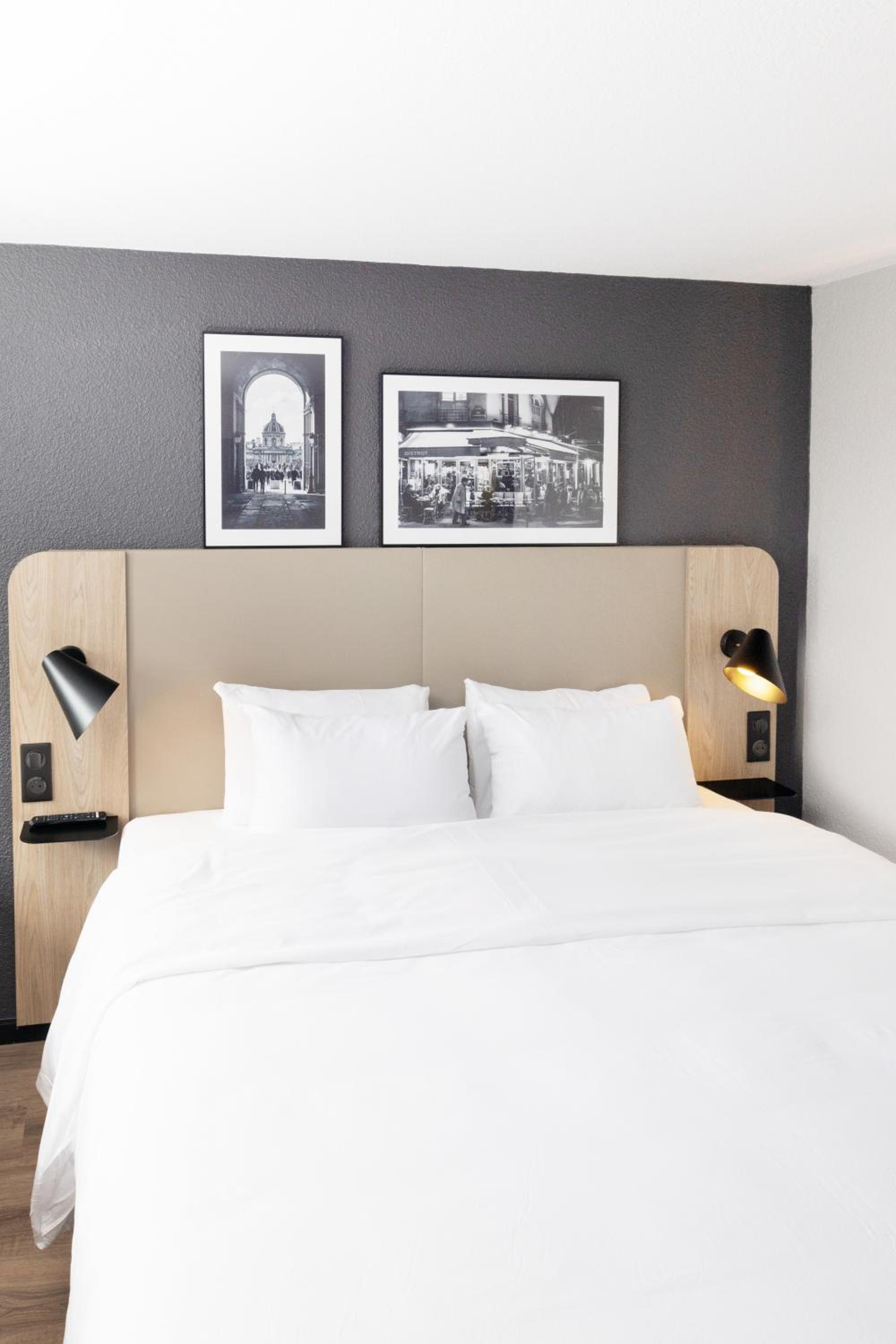 Standard Room - 1 Queen Bed - Photo 5