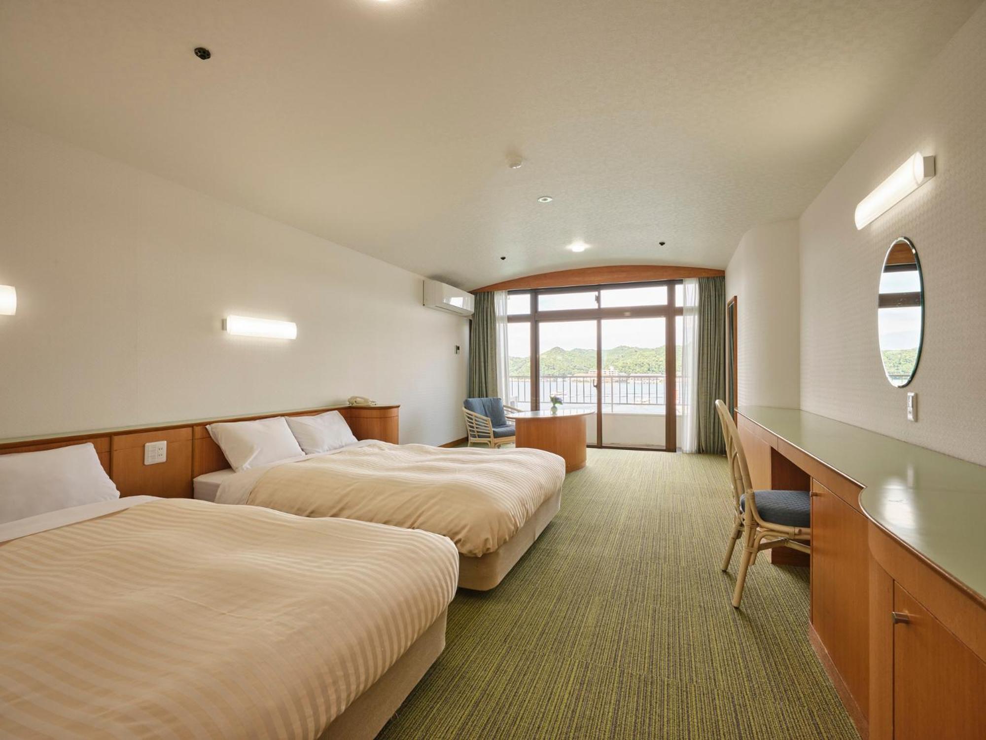 Twin Room - Main Building - Non-Smoking