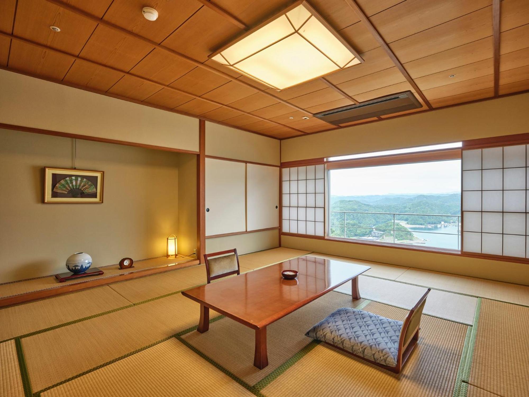 Suite Room with Open-Air Bath with Harbor view - Sanjokan