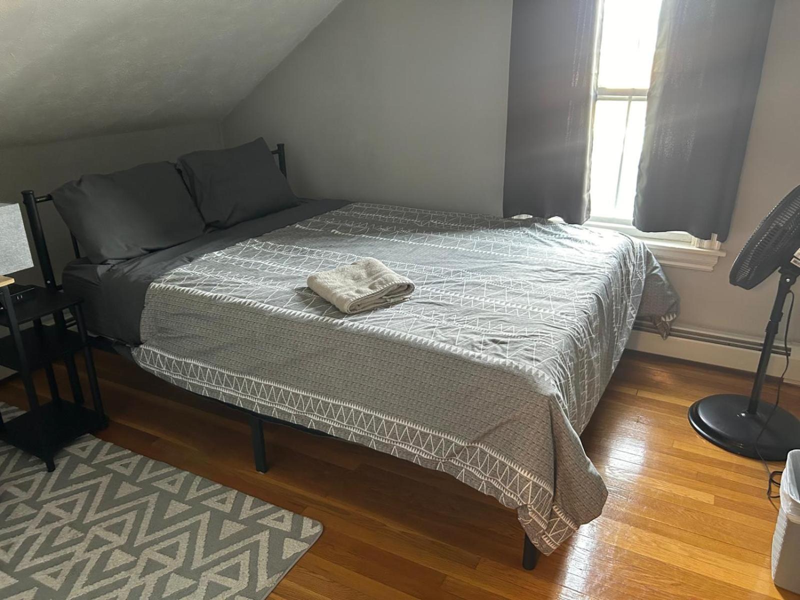 Budget Double Room photo 2