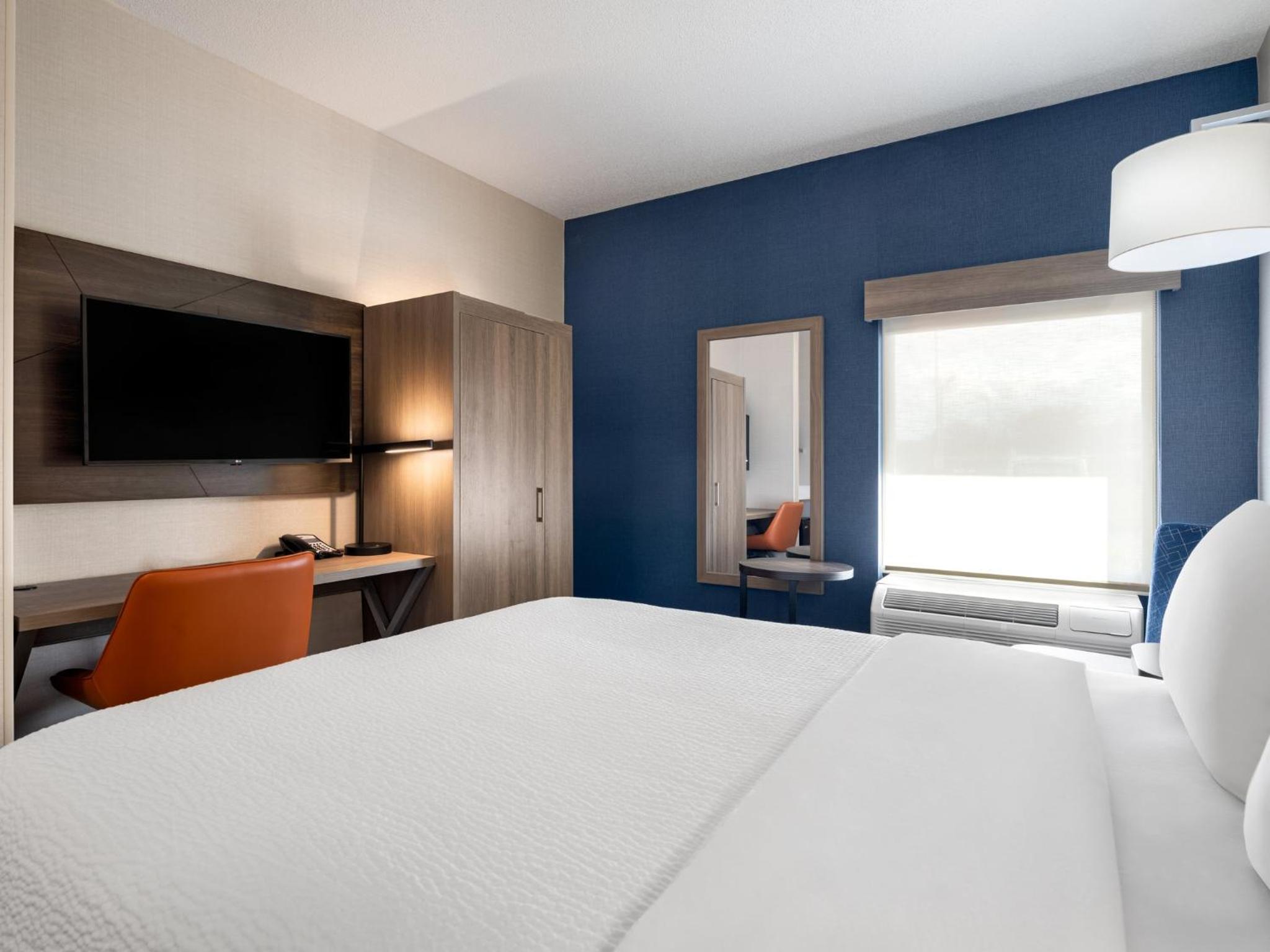 Standard Queen Room - Photo 1