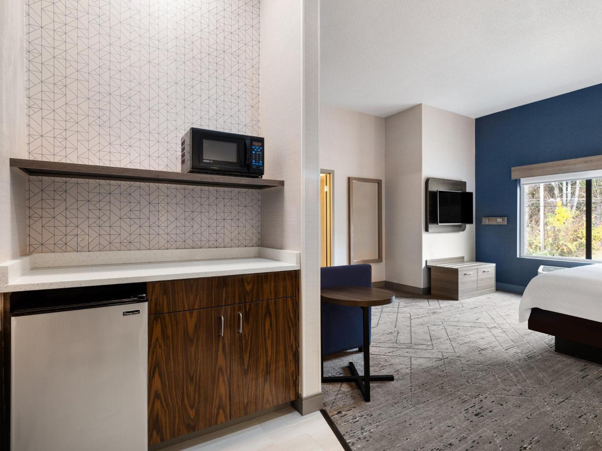 King Suite - Photo 6