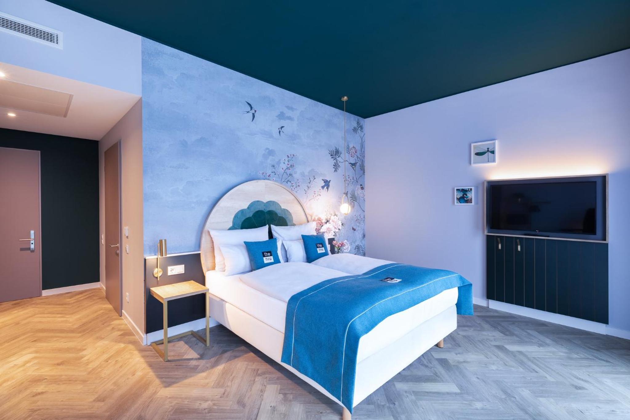 Standard Queen Room - Accessible