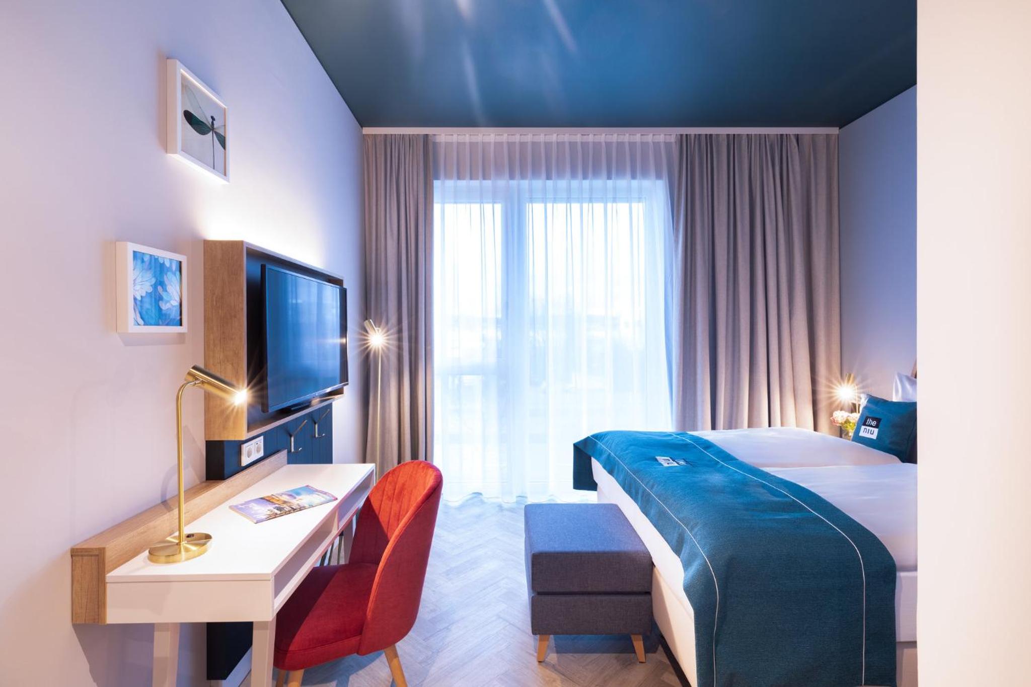 Premium Queen Room with Kitchenette