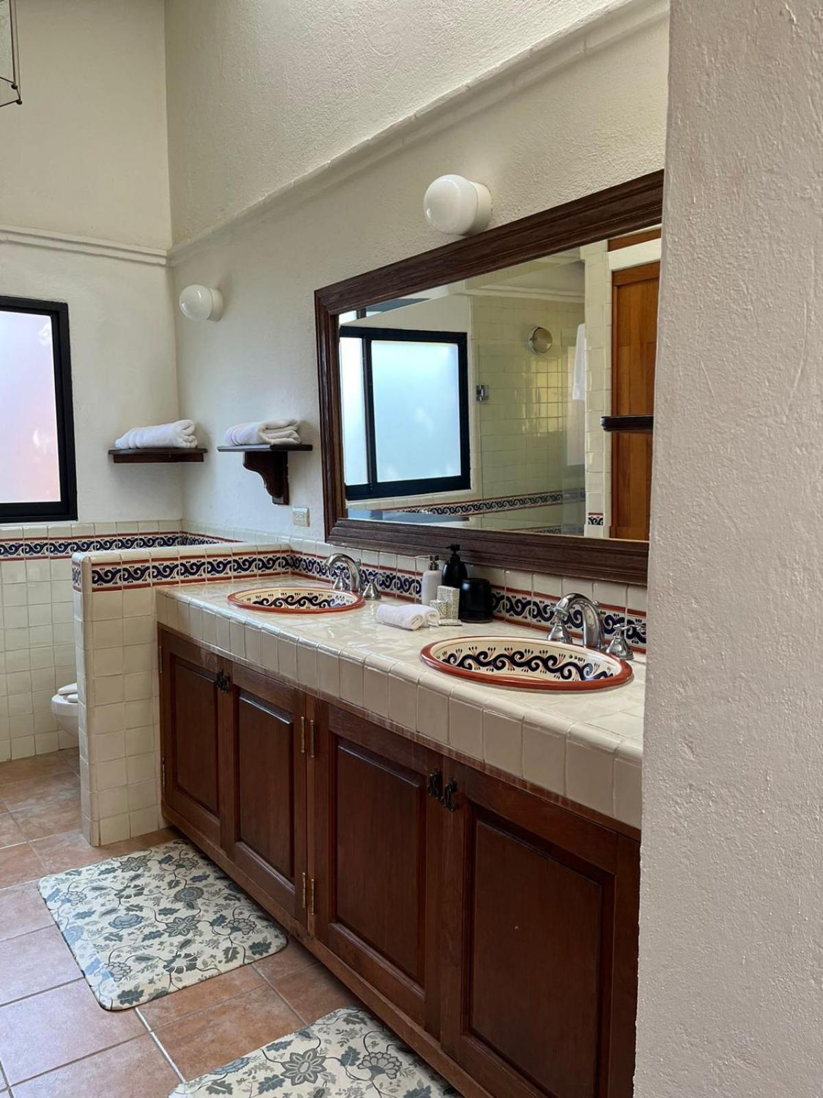 Three-Bedroom Villa - Photo 10