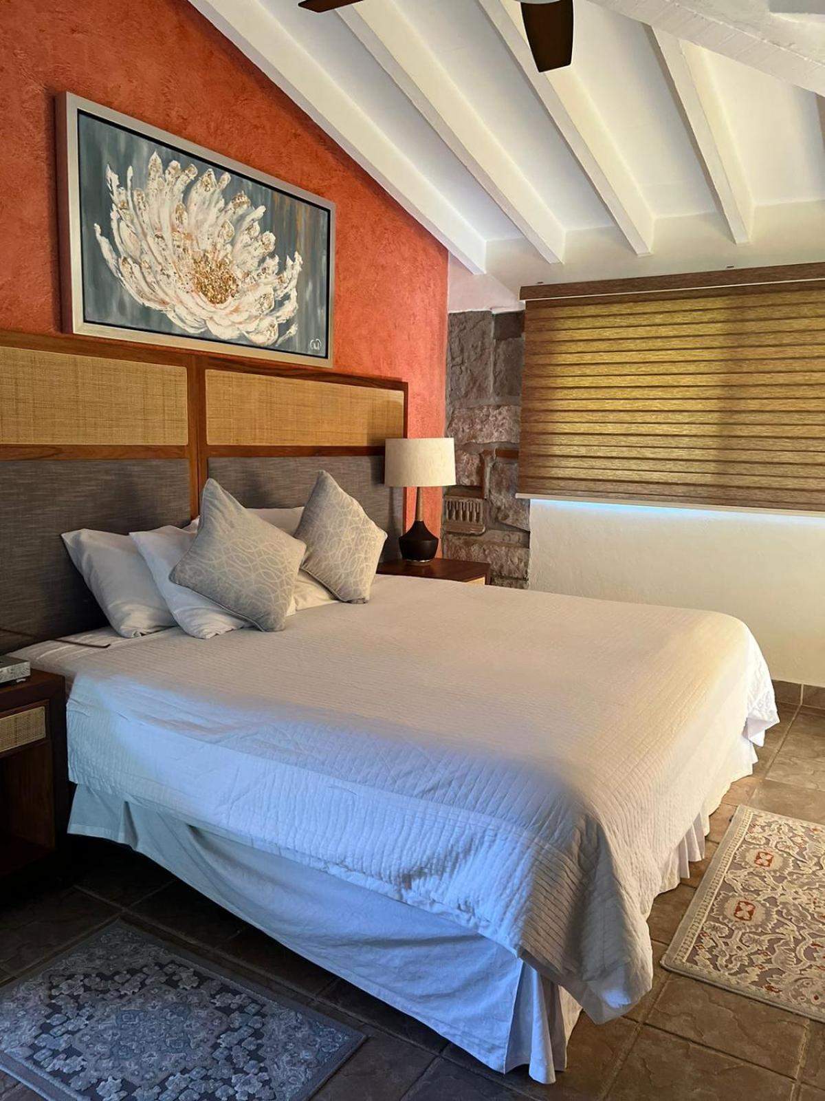 Three-Bedroom Villa - Photo 1