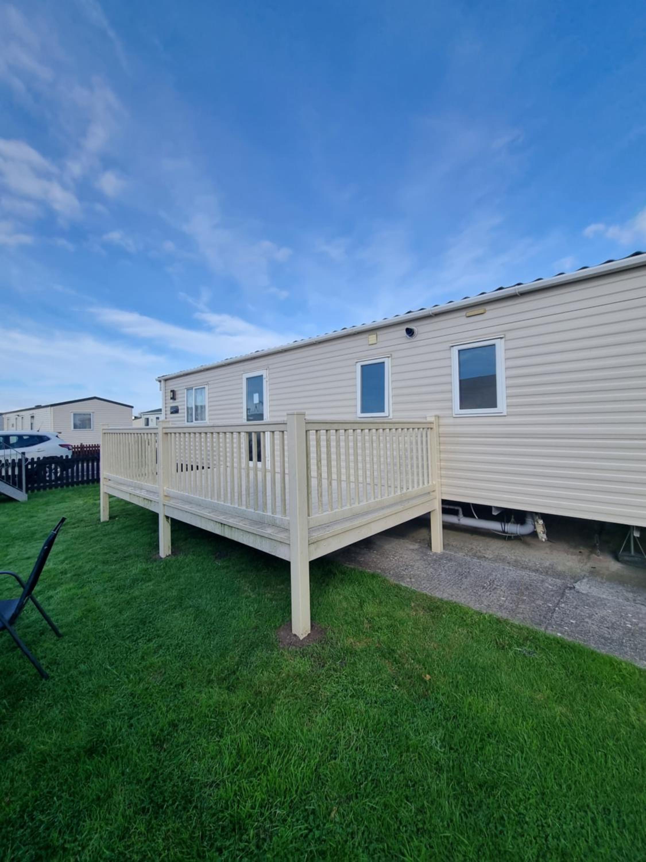 Mobile Home photo 2