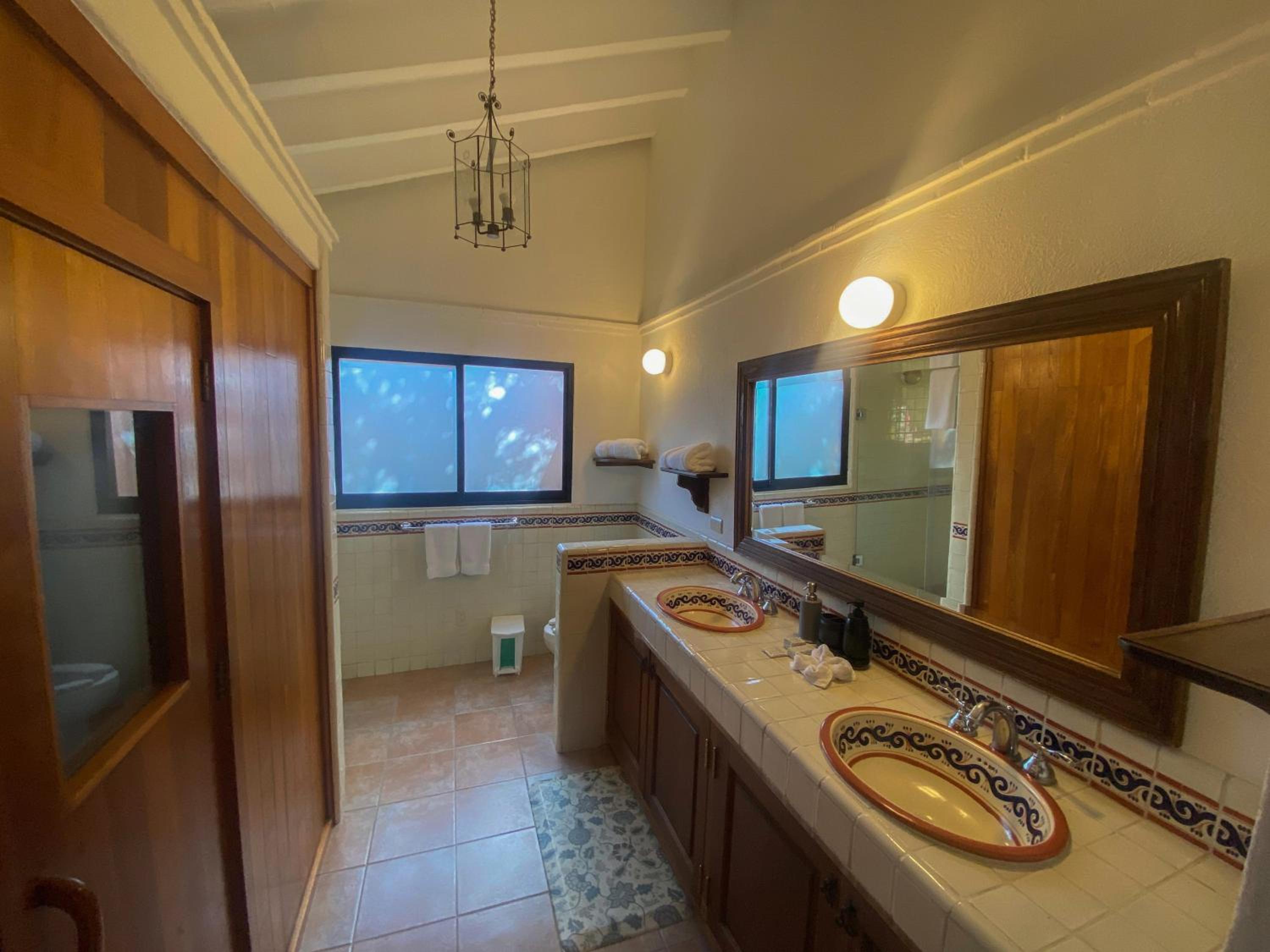 Three-Bedroom Villa - Photo 17