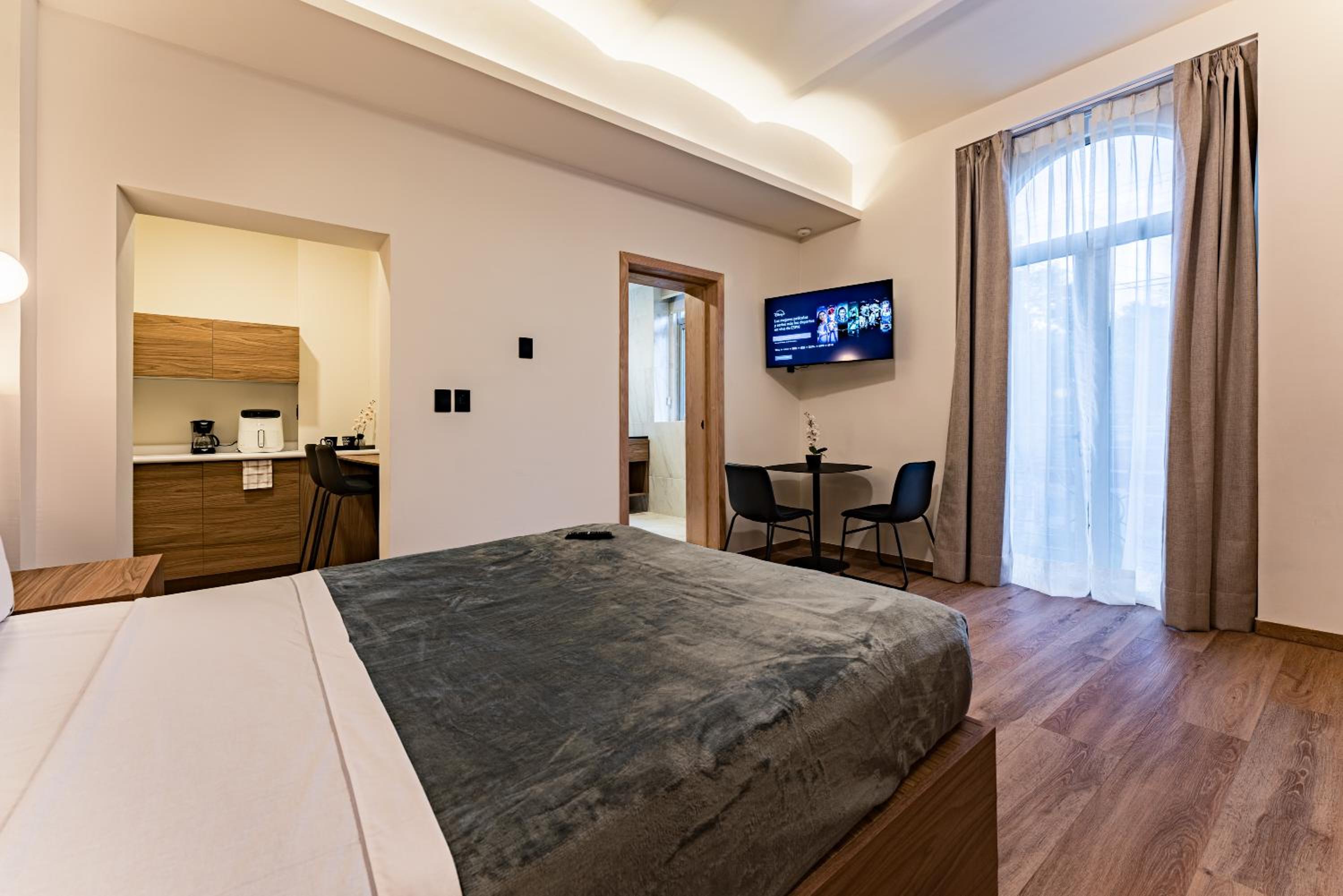 Deluxe Double Room - Photo 3
