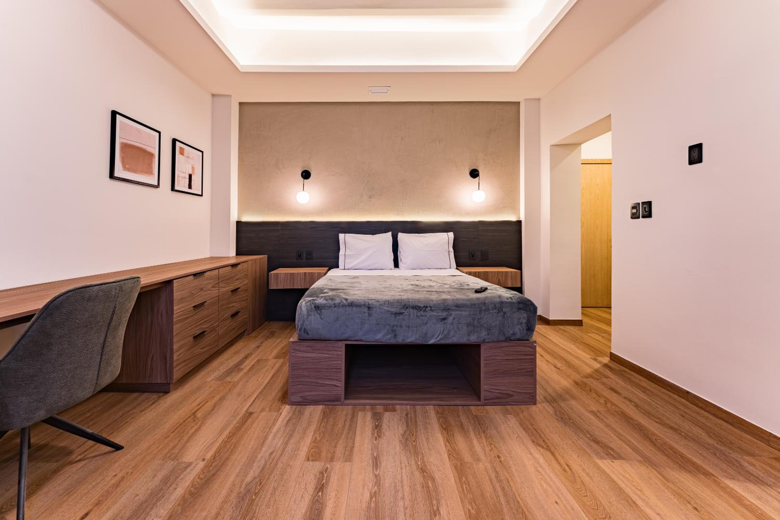 Deluxe Double Room - Photo 7