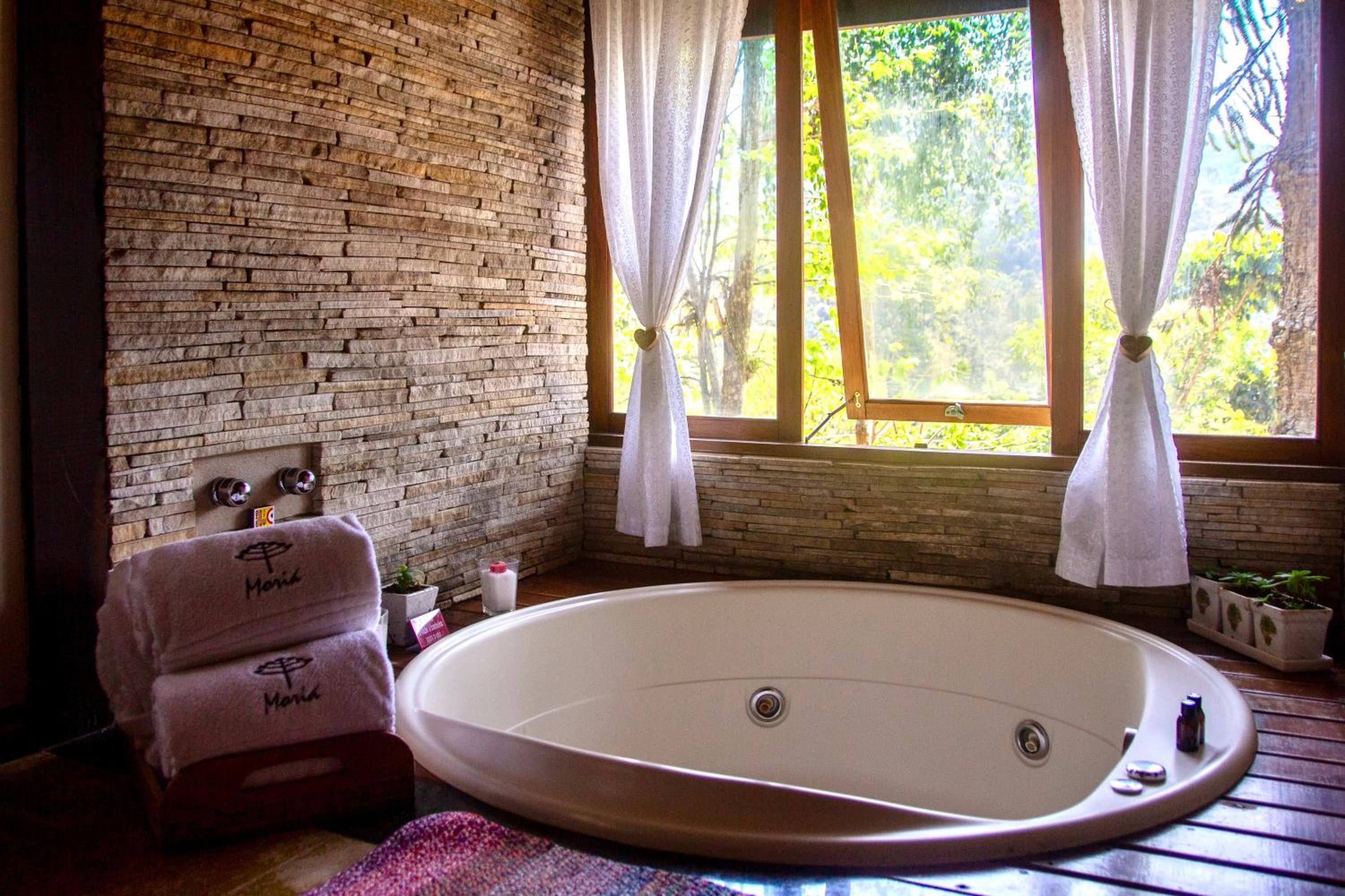 Double Room with Hot Tub photo 3