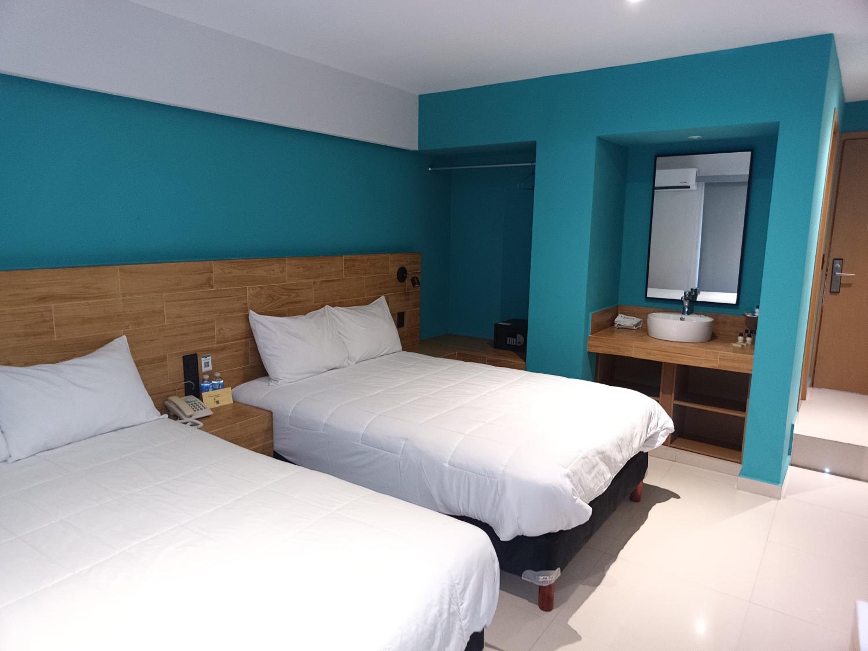 Deluxe Double Room - Photo 27