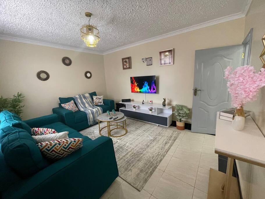 One-Bedroom Apartment photo 2