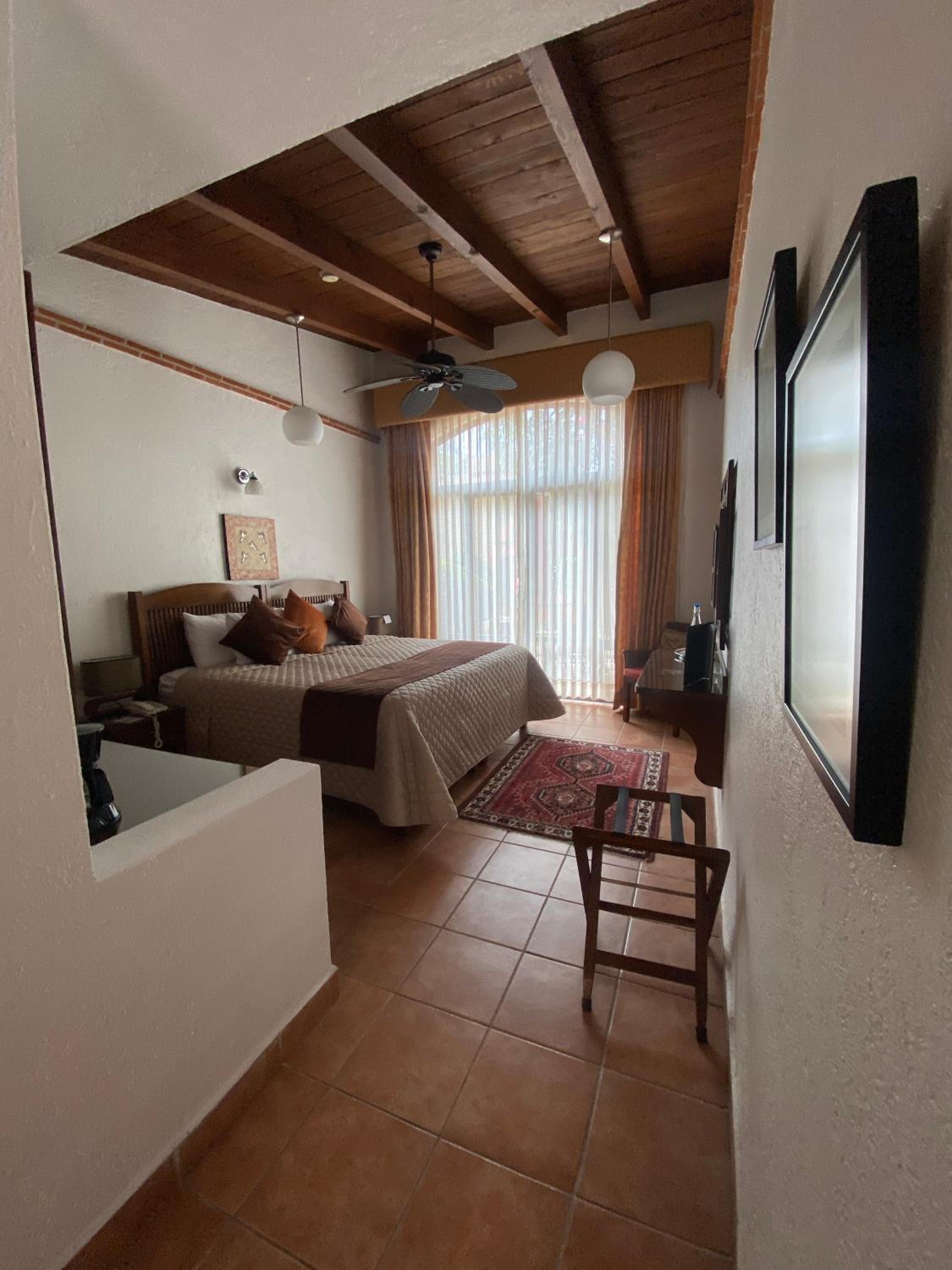 Standard Double Room - Photo 4