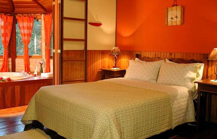 Queen Room with Spa Bath photo 1