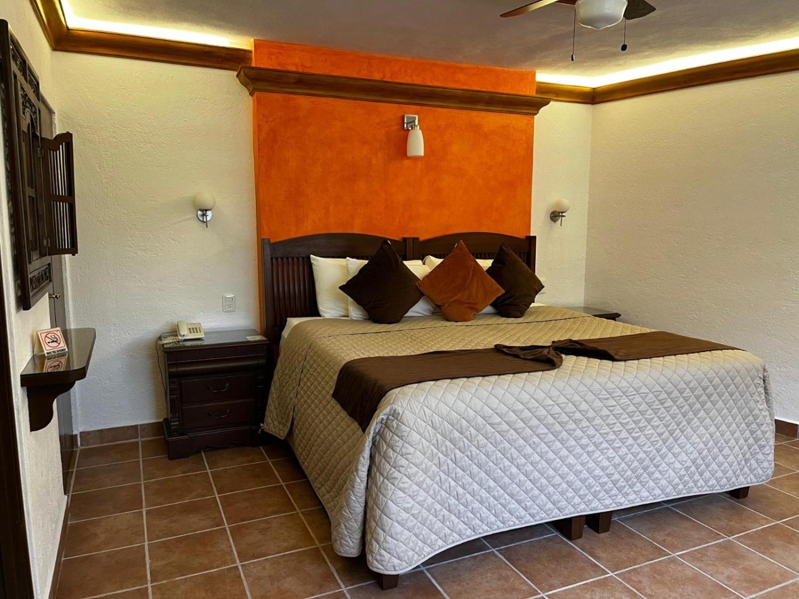 Standard Double Room - Photo 3