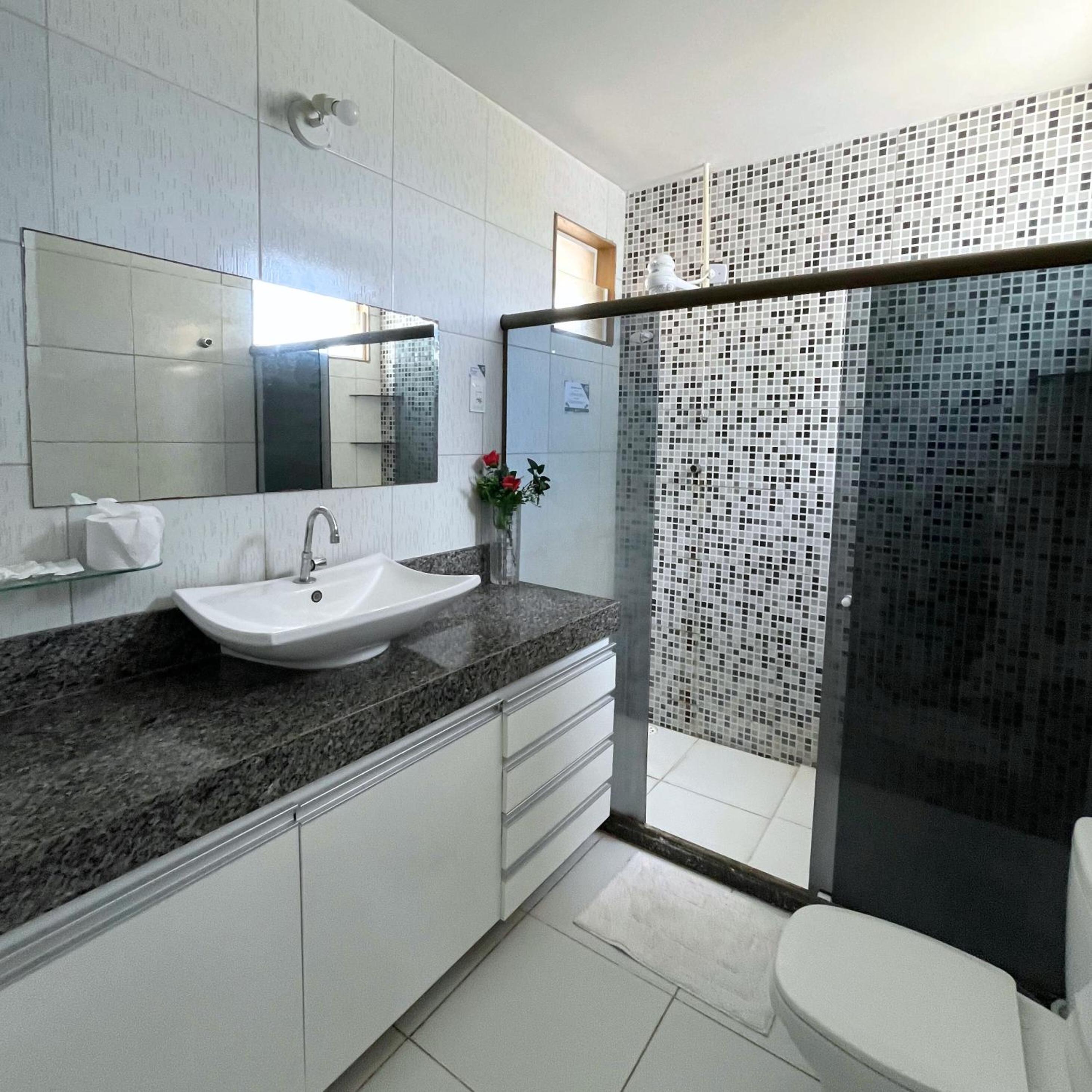 Standard Quadruple Room - Photo 4