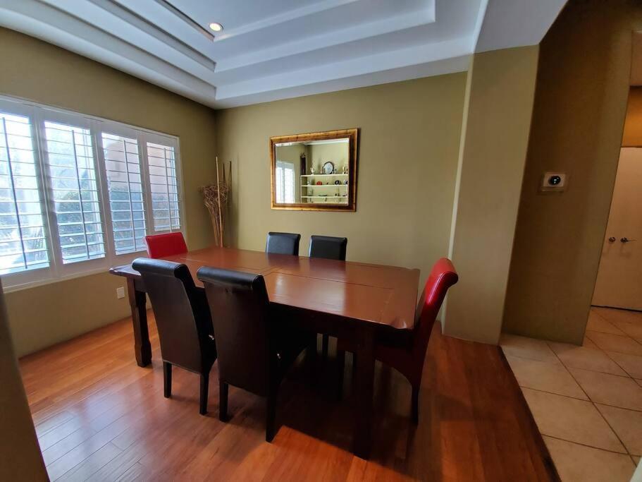 Four-Bedroom Vacation Home photo 3