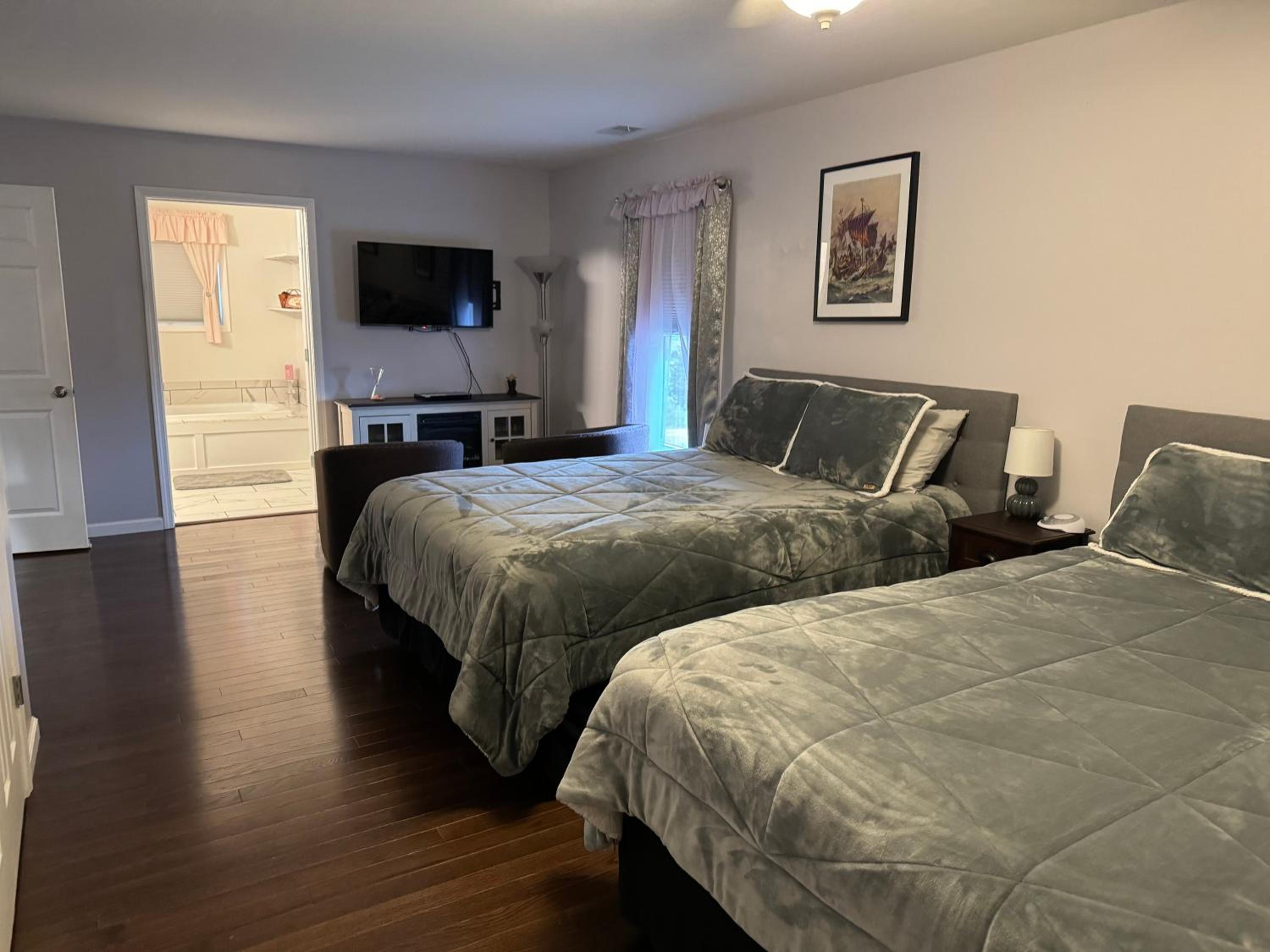 Double Room With Private Bathroom photo 1