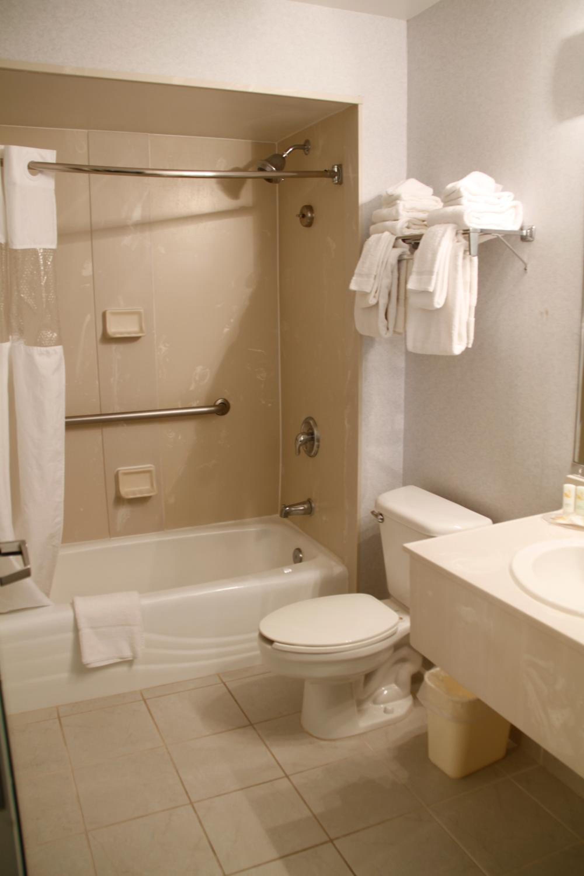 Family Suite - Photo 8