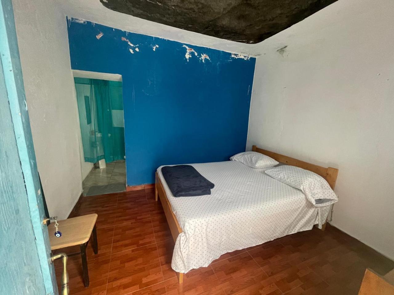 Double Room with Private Bathroom photo 2